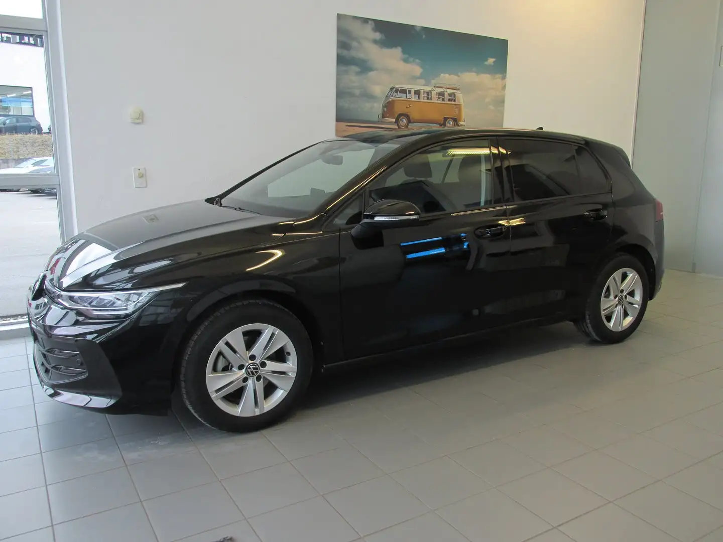 Volkswagen Golf Life TSI Schwarz - 2