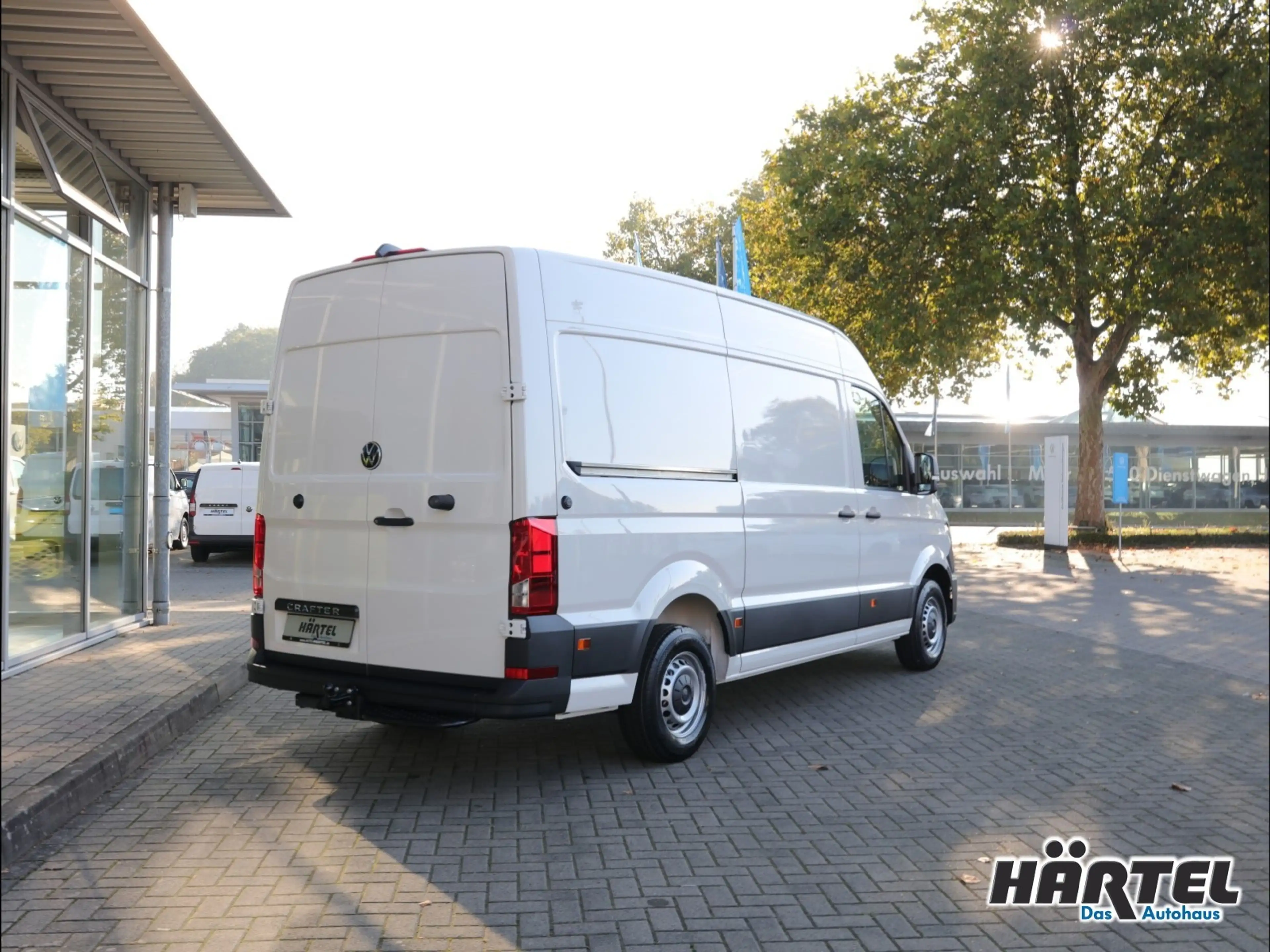 Volkswagen Crafter 35 KASTENWAGEN MR HOCHDACH 2.0 TDI AUTOMA — photo 3