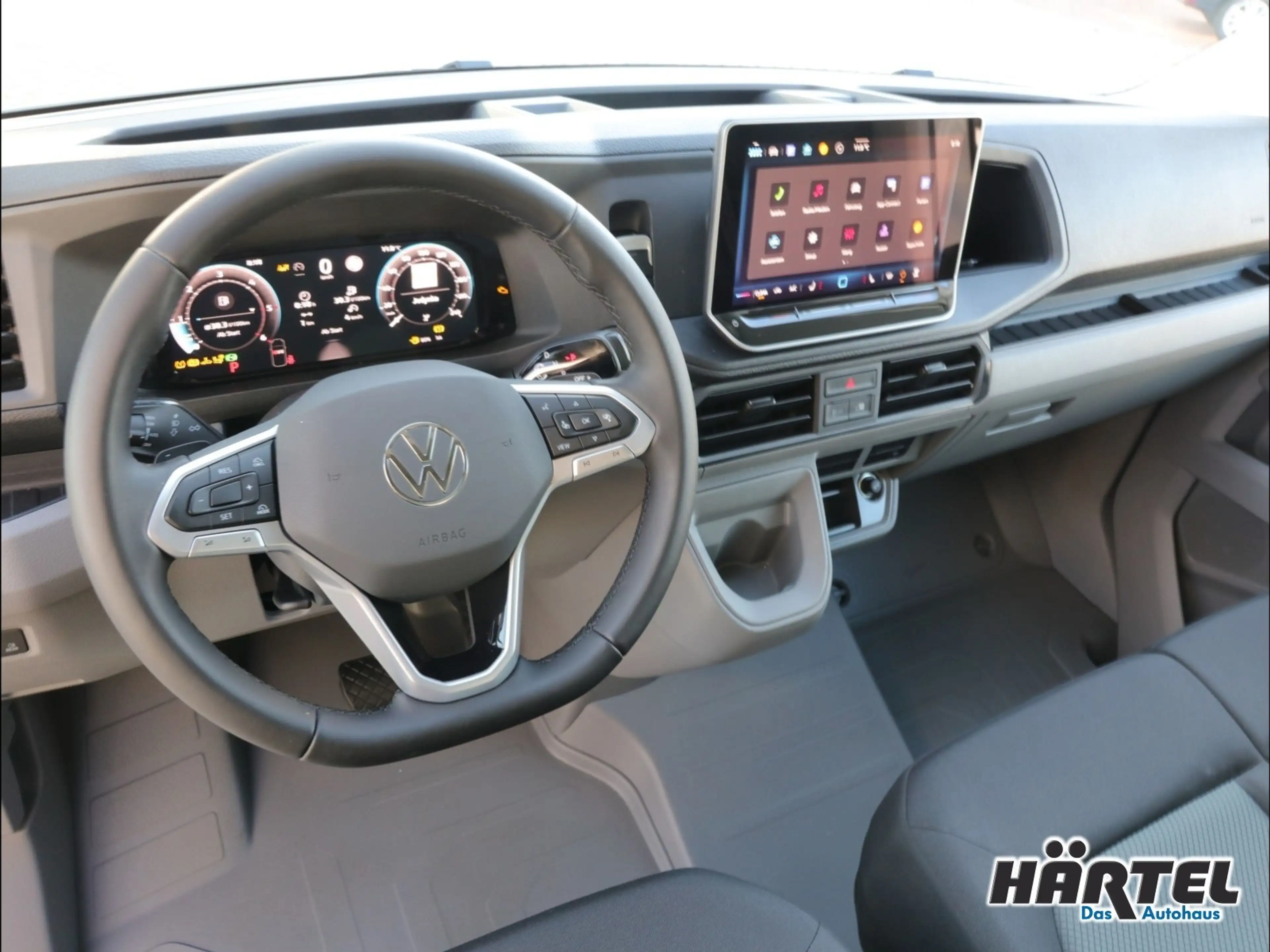 Volkswagen Crafter 35 KASTENWAGEN MR HOCHDACH 2.0 TDI AUTOMA — photo 11