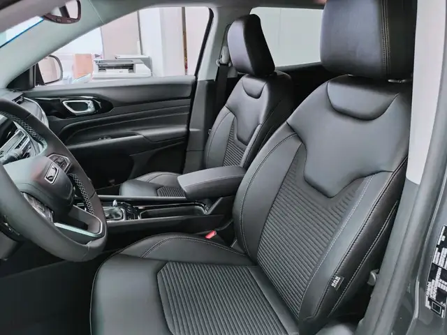 Jeep Compass view 9
