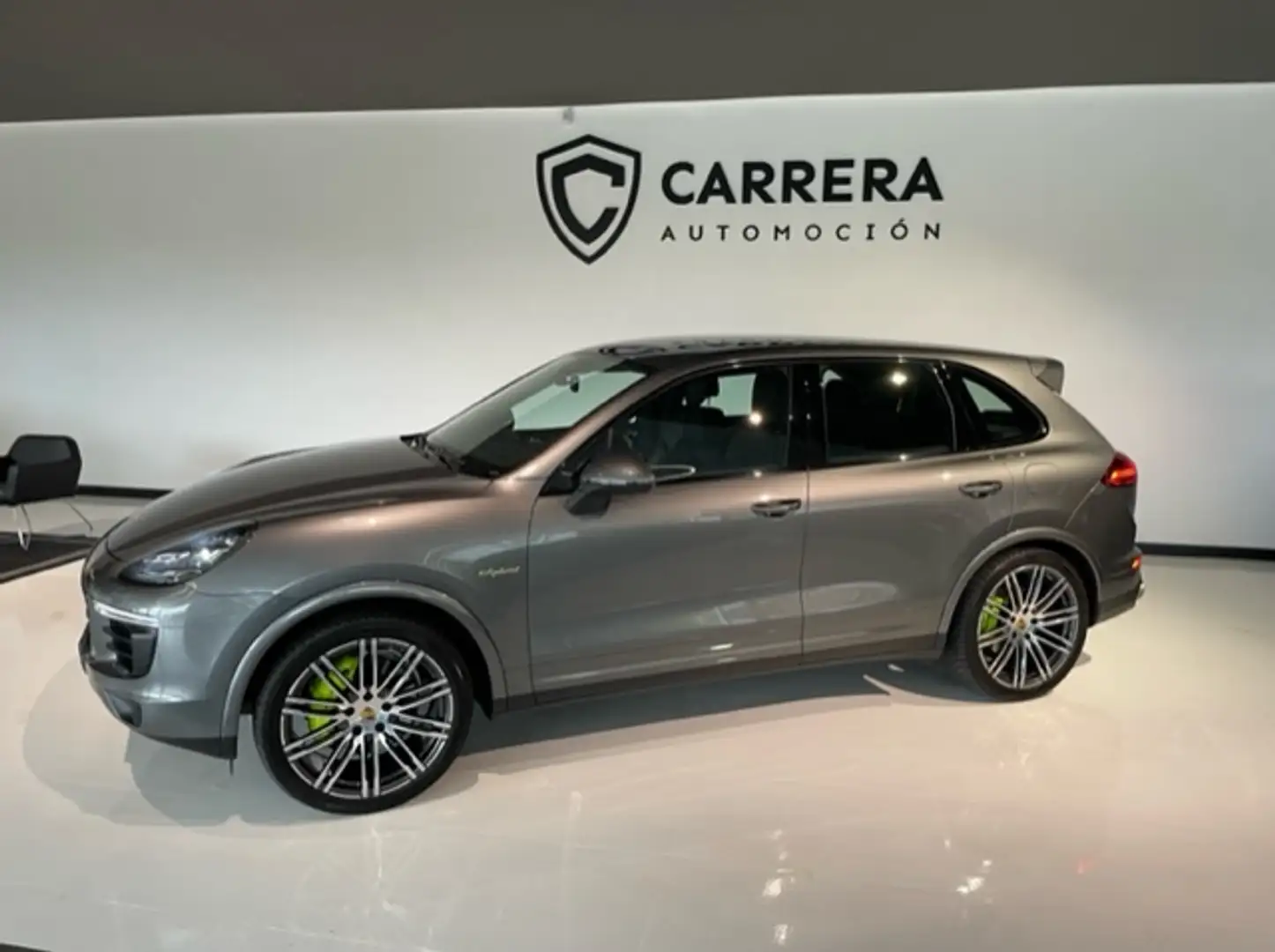 Porsche Cayenne S E-Hybrid Grau - 2