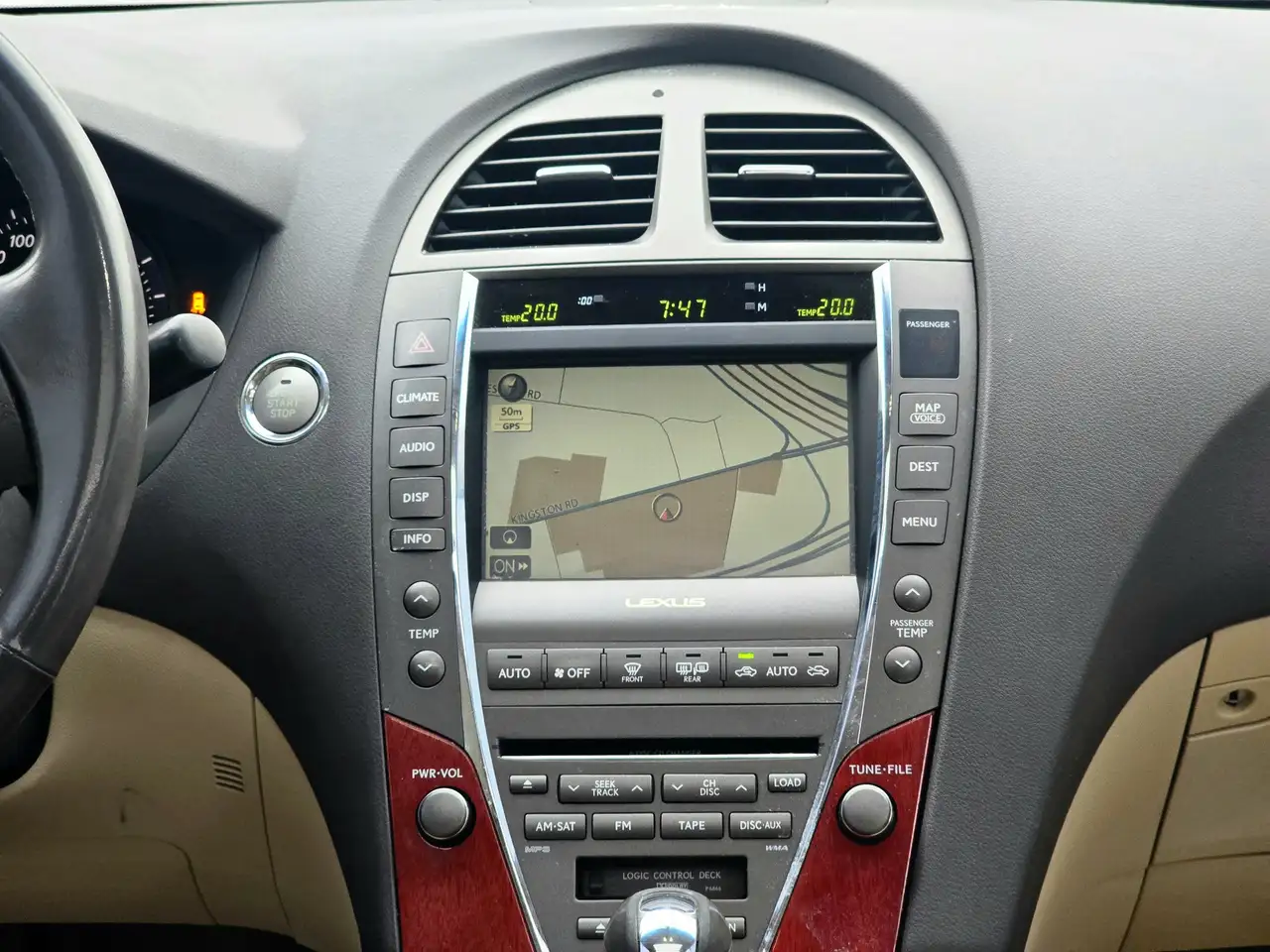 Lexus ES снимка Lexus ES