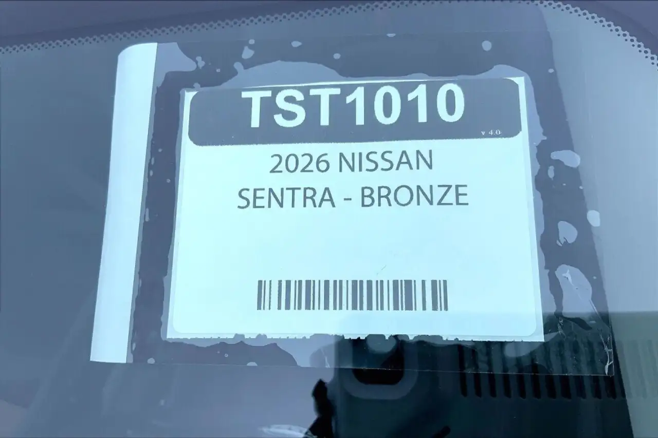 Nissan Sentra снимка Nissan Sentra