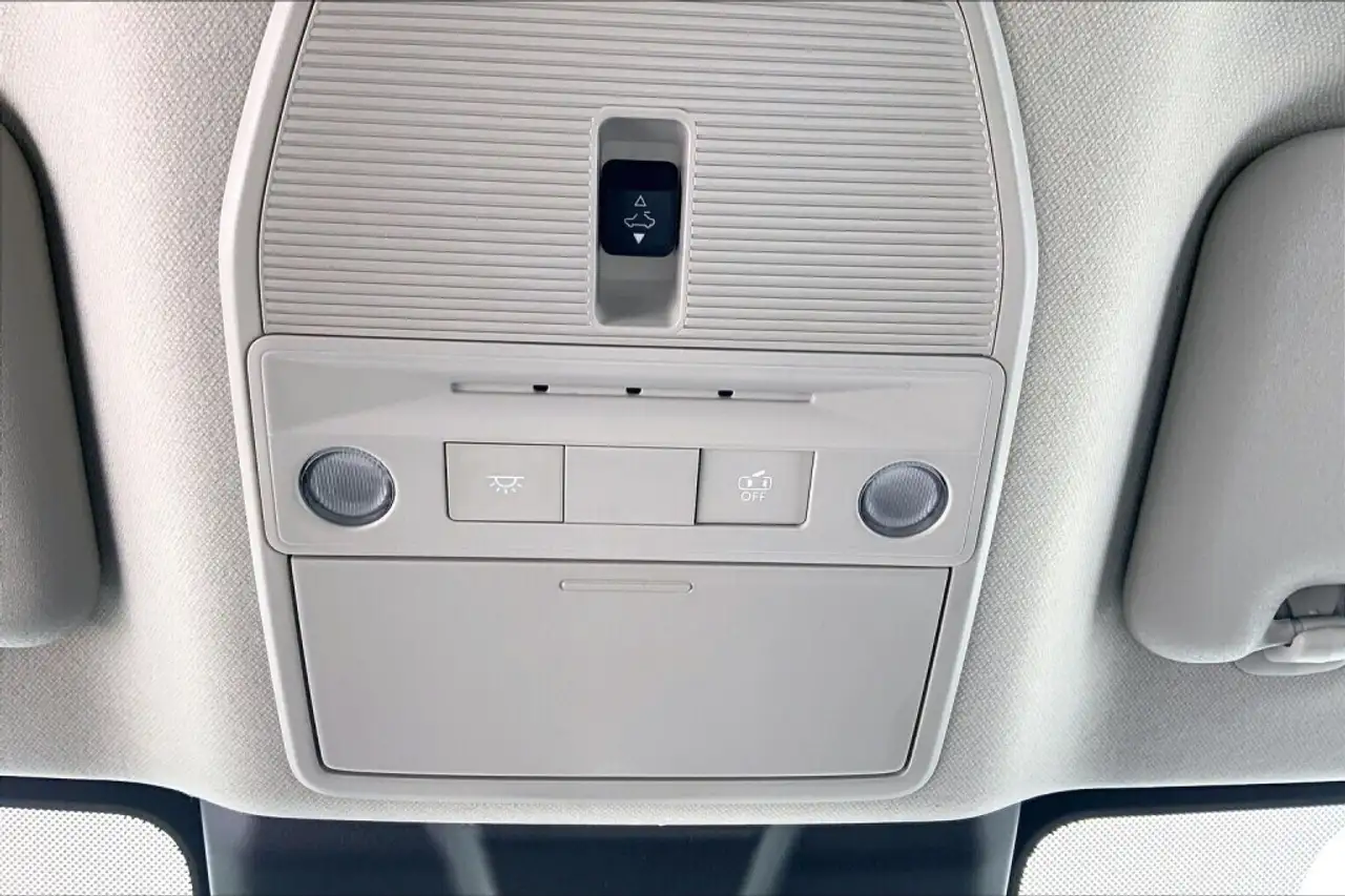 Nissan Sentra снимка Nissan Sentra