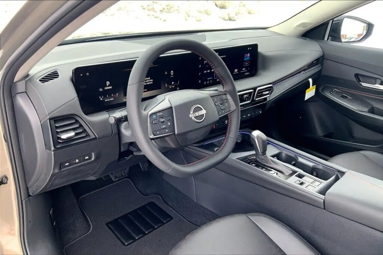 Nissan Sentra снимка Nissan Sentra