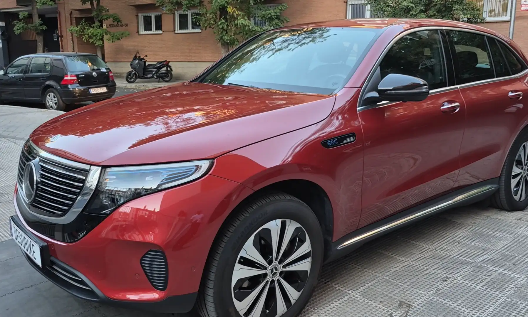 Mercedes-Benz EQC 400 EQC 400 4MATIC Burdeos - 1