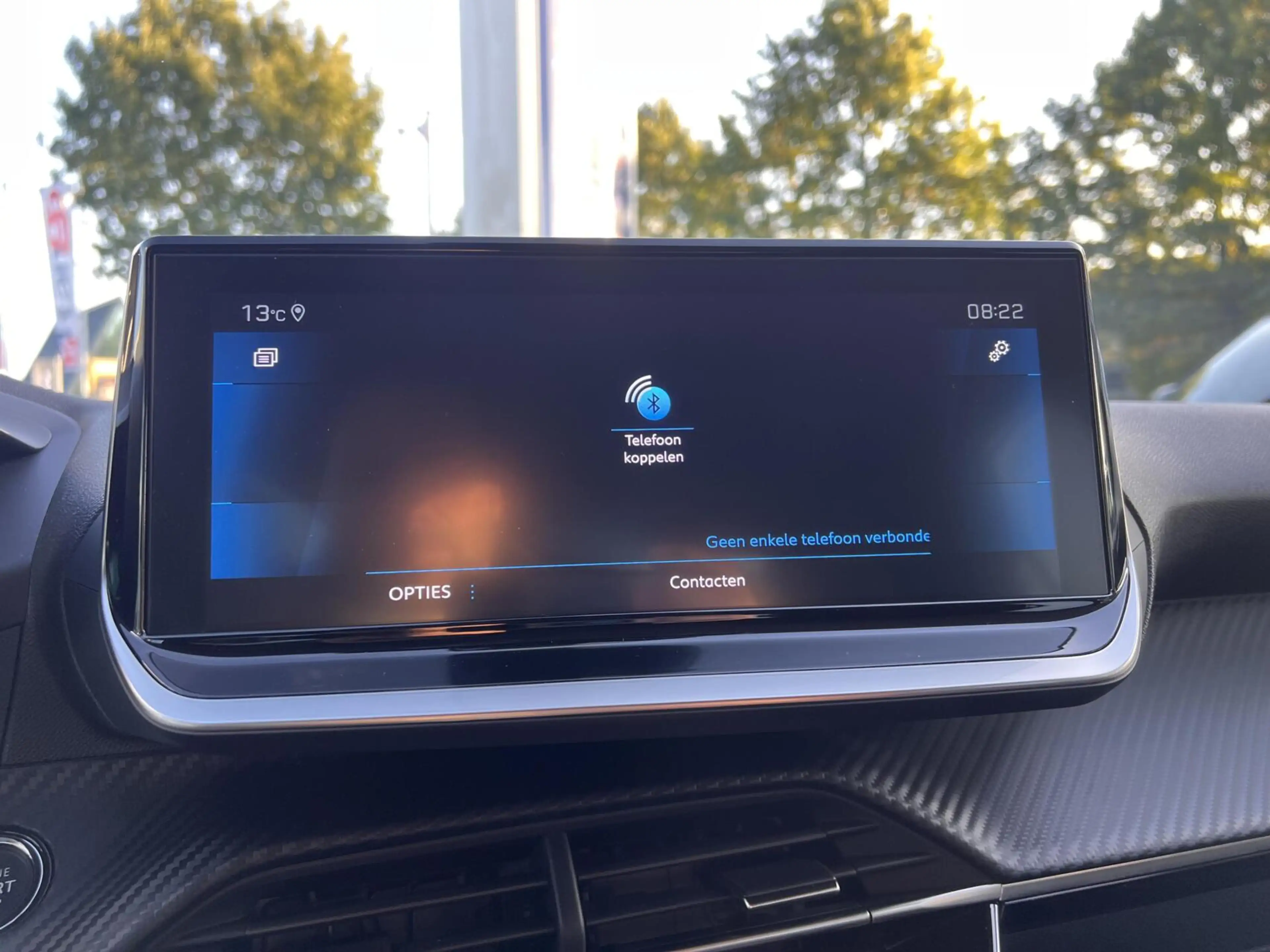 Peugeot 208 1.2 PureTech Allure Pack Full Options Dealer NAP — photo 32
