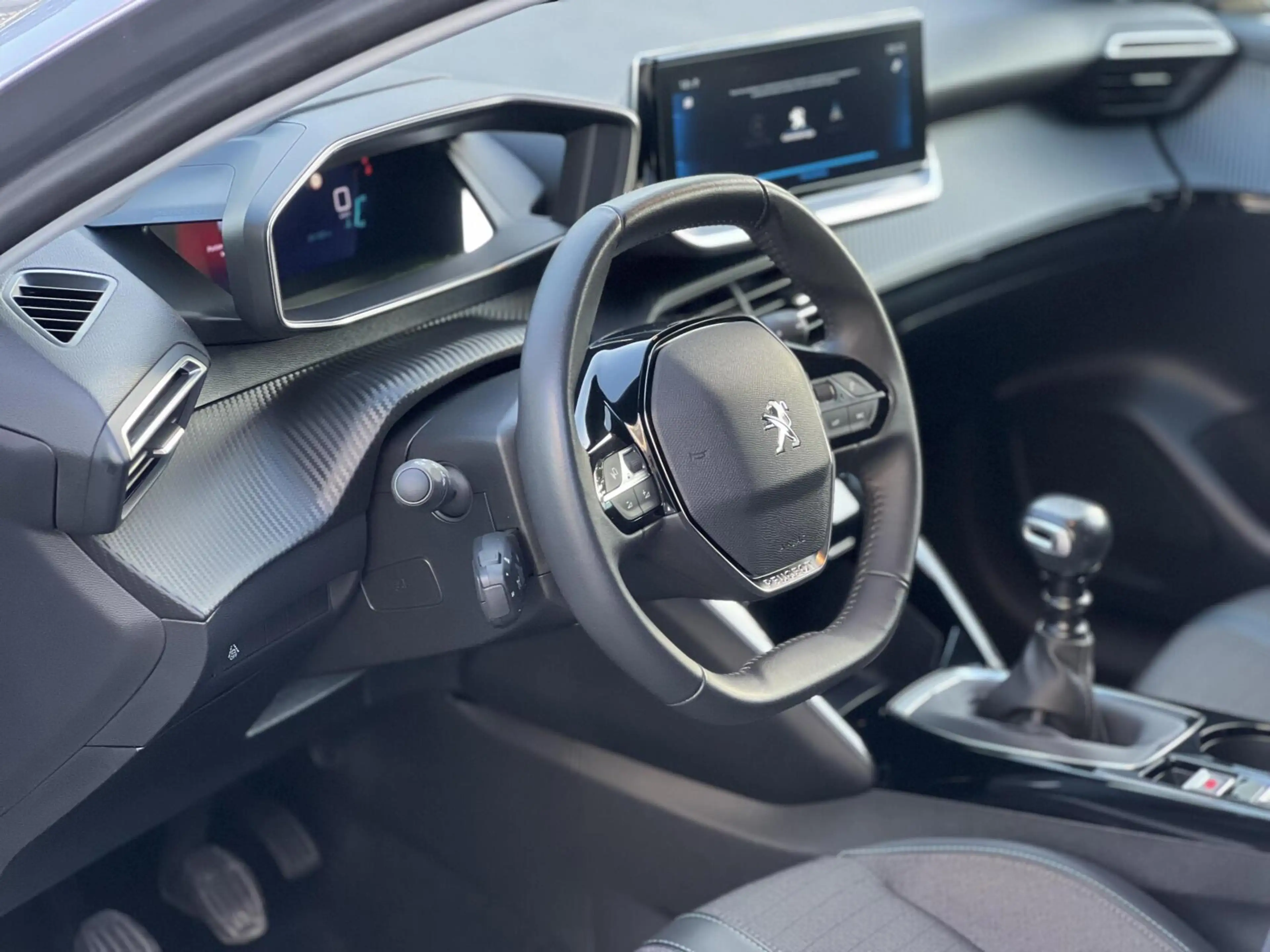 Peugeot 208 1.2 PureTech Allure Pack Full Options Dealer NAP — photo 41