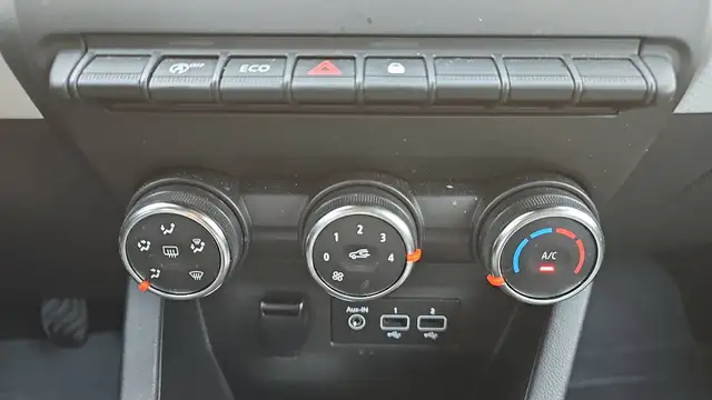 Renault Clio view 13