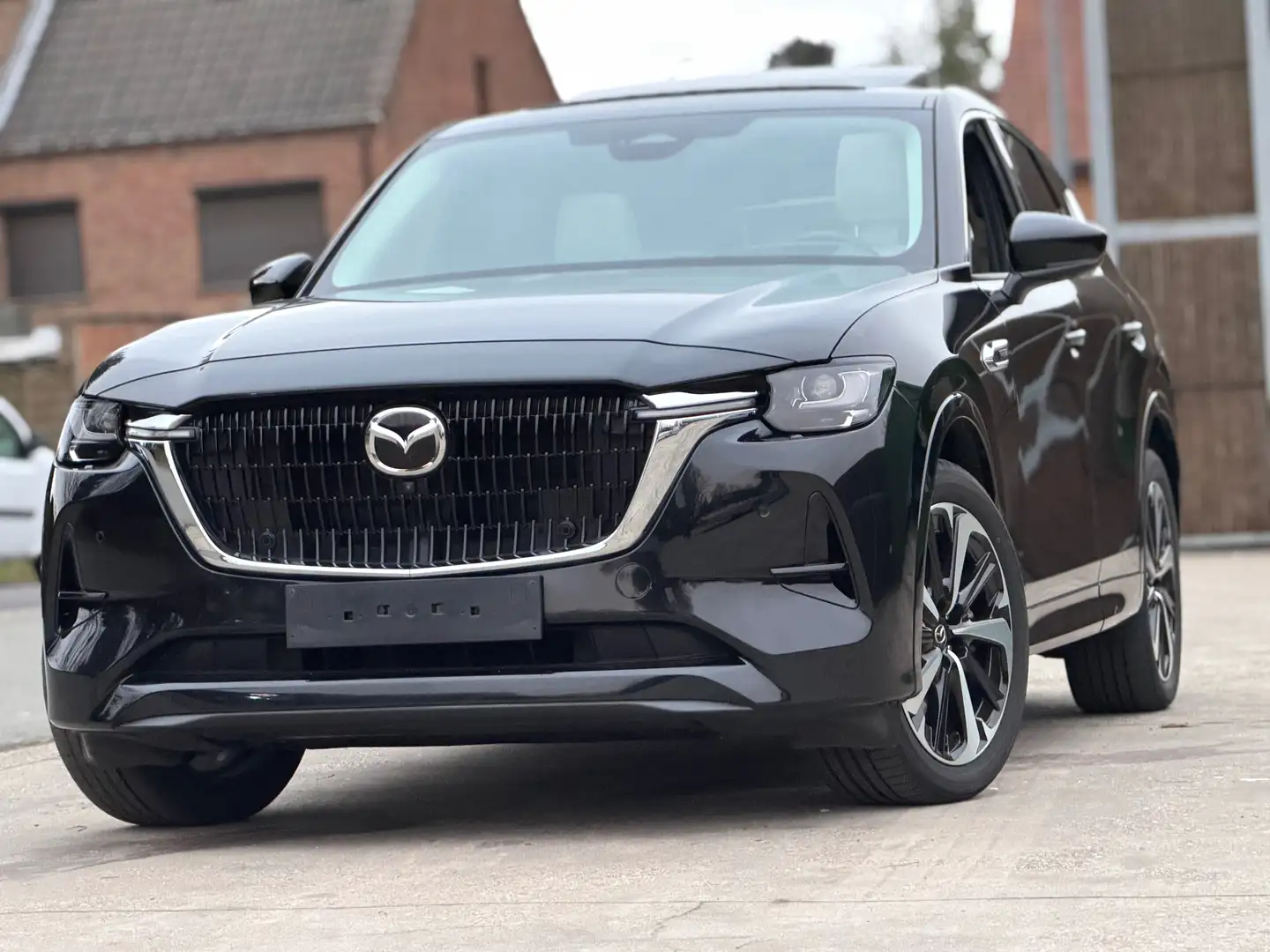 Mazda CX-60 CX-60 AWD PHEV Aut. EXCLUSIVE-LINE-2022-42000km Schwarz - 1