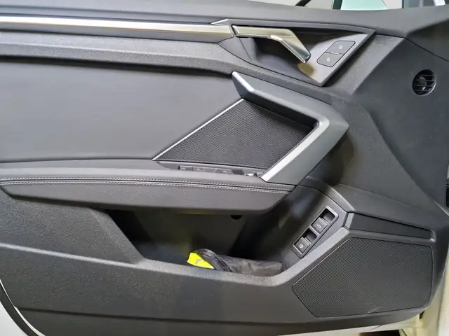Audi A3 view 14