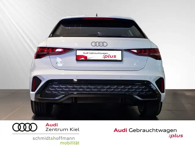 Audi A3 view 5