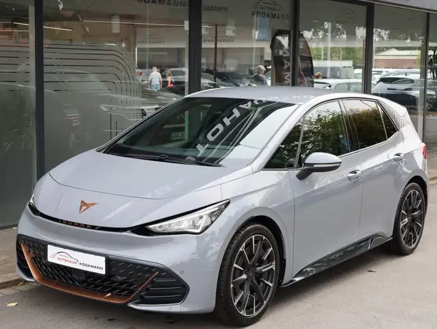 Cupra Born view 5