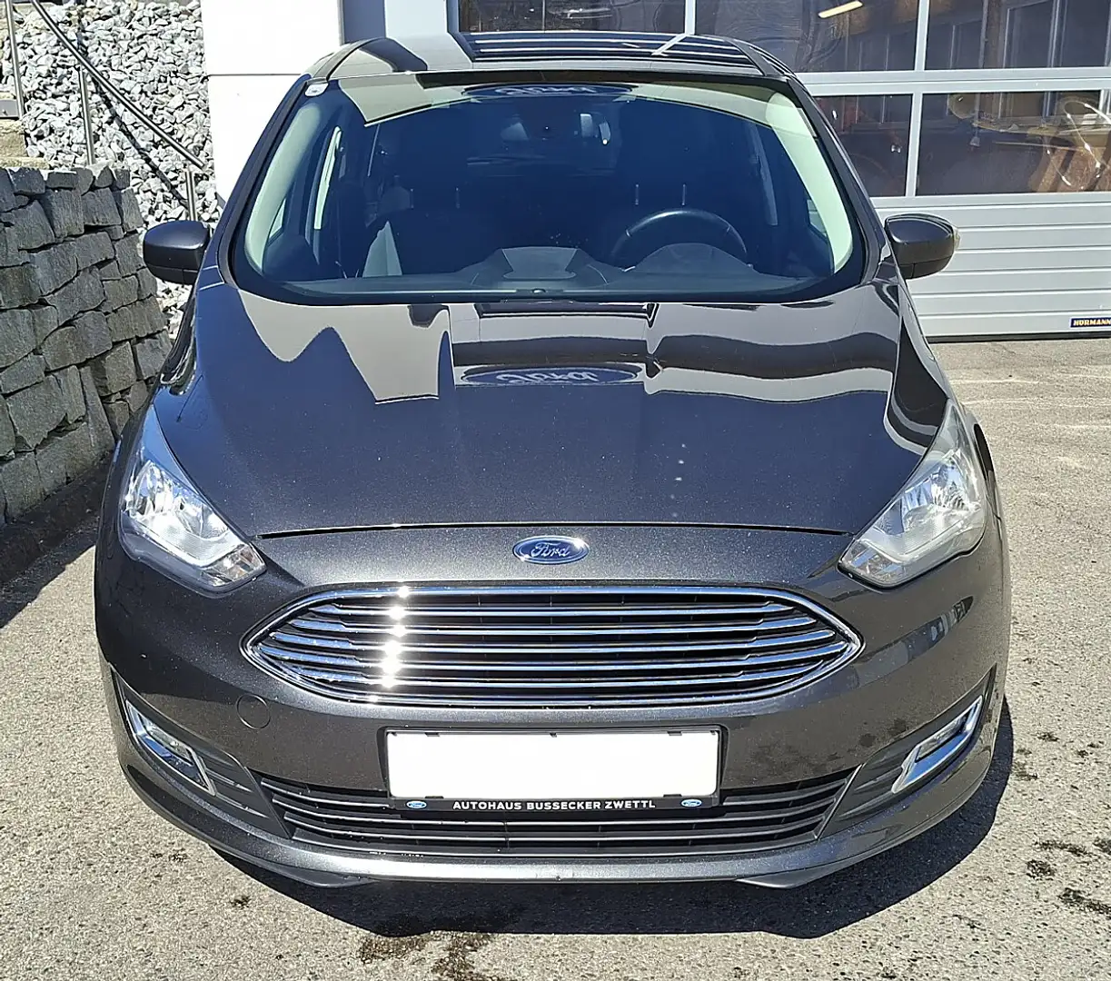 Ford Grand C-Max Grand C-MAX Titanium 1,5 TDCi Grau - 2