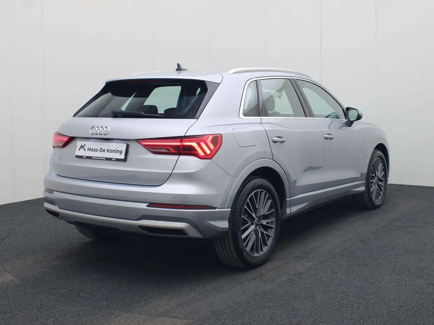 Audi Q3 35 TFSI 150pk Advanced edition Plus · Trekhaak · C Gris - 2
