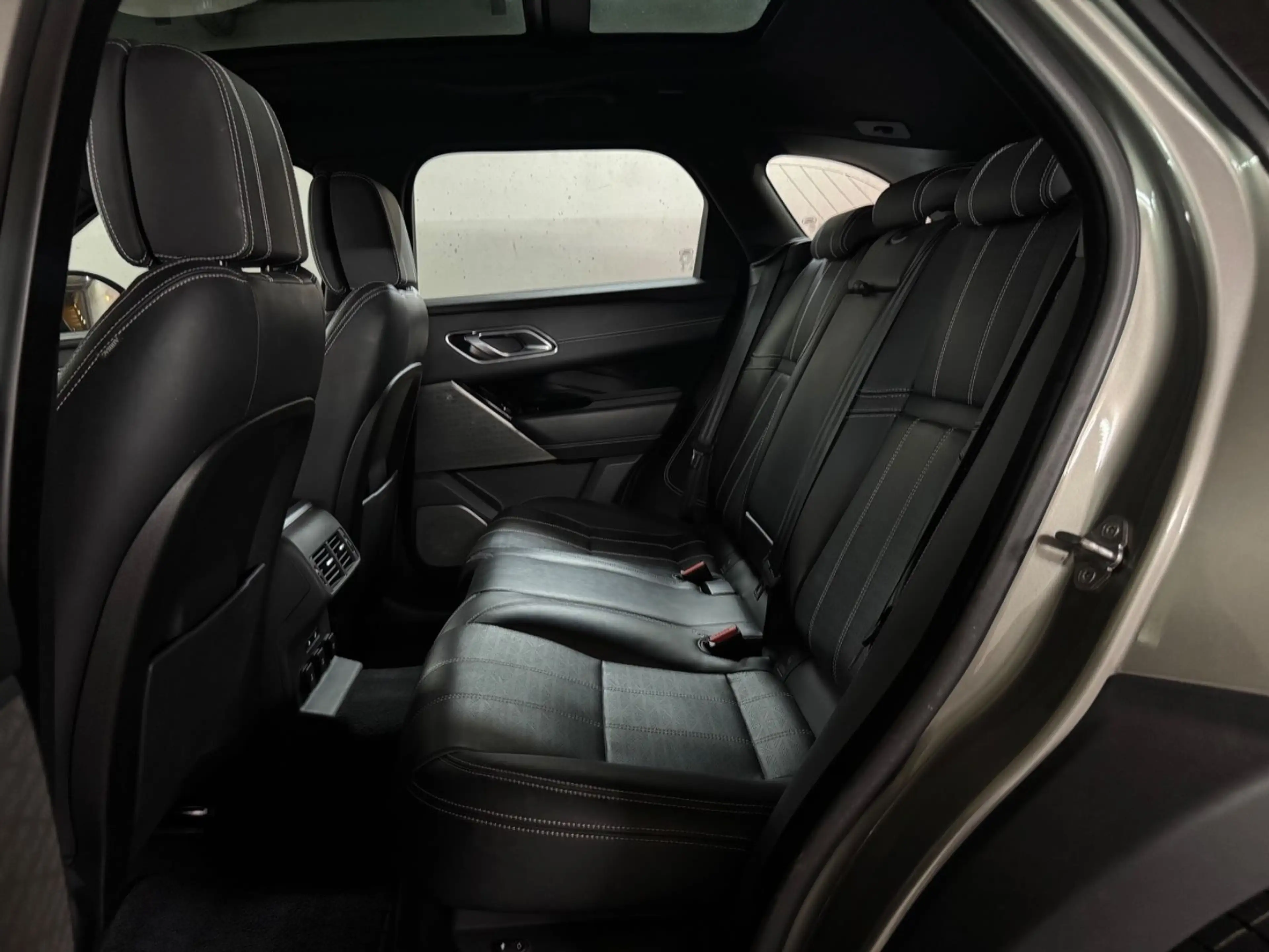Land Rover Range Rover Velar D300 |R-Dynamic|Virtual|LED| — photo 14