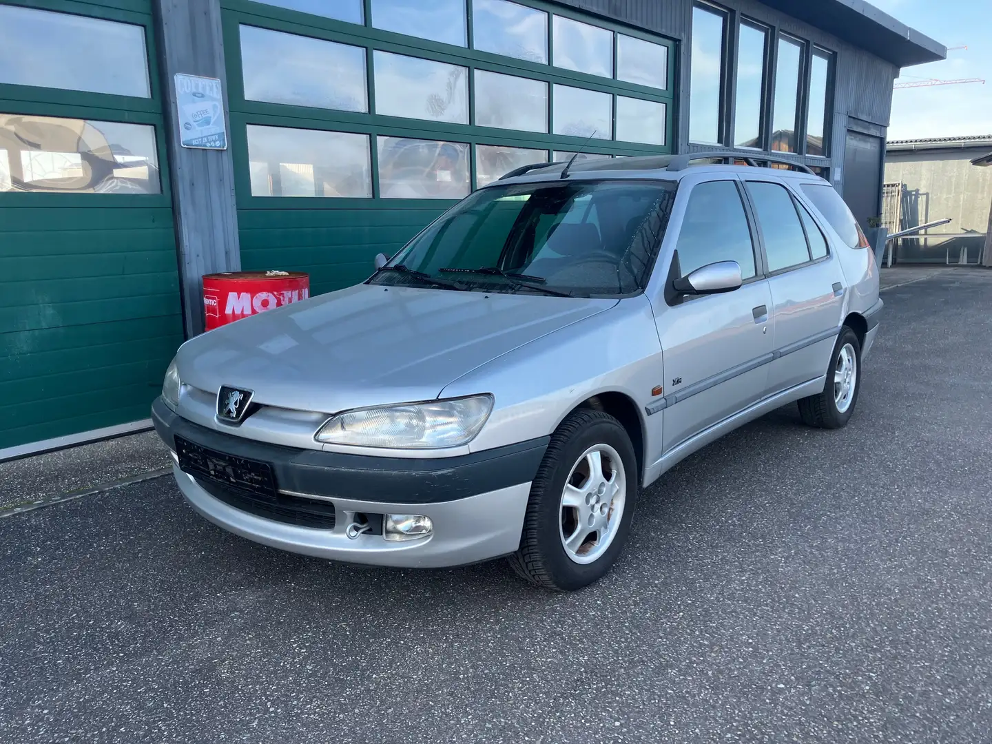 Peugeot 306 Break XR Automatik Klima SD zum Herrichten Silber - 1