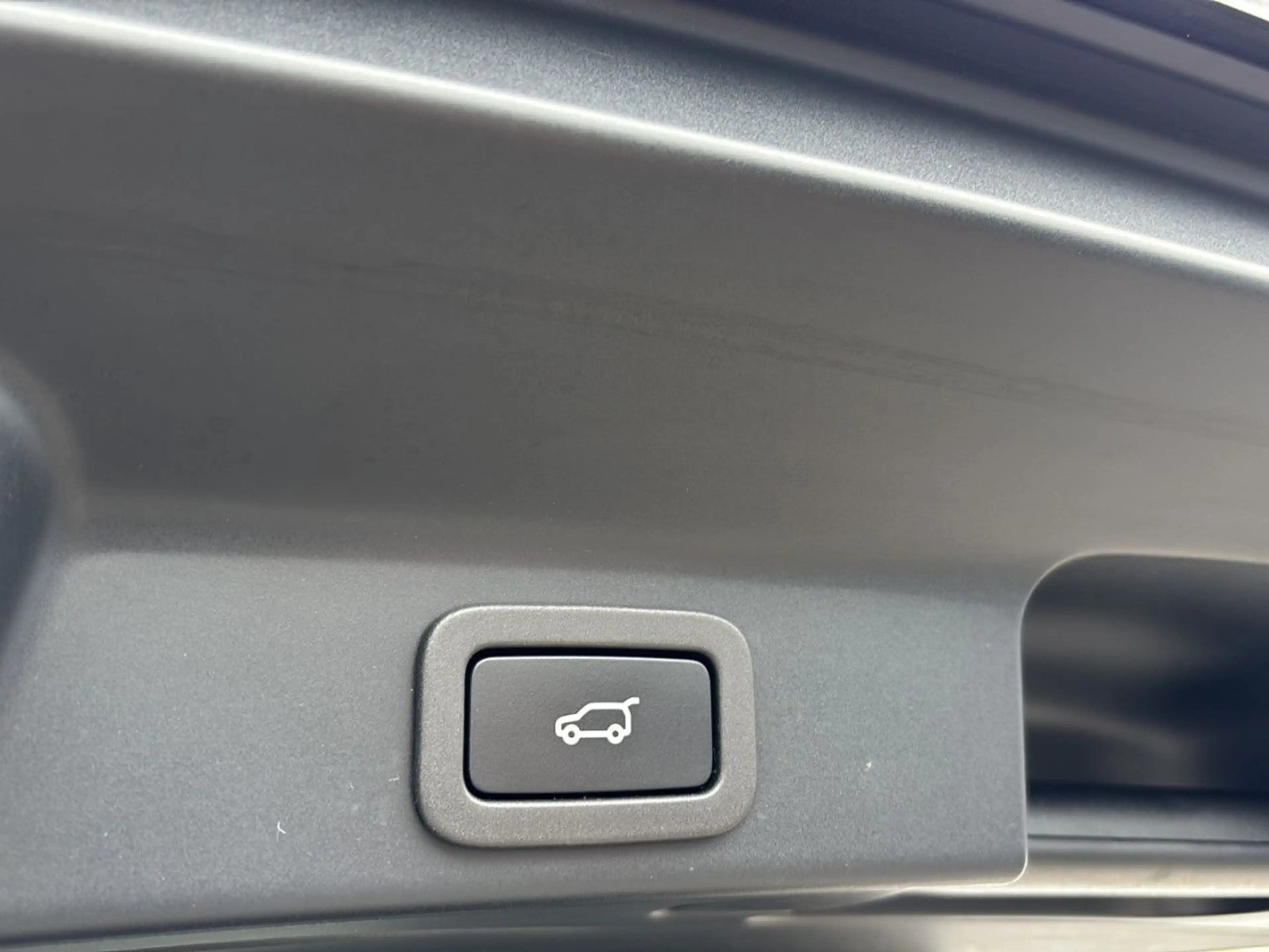 Jaguar F-Pace R-Dynamic S AWD Plug-In Hybrid Bluetooth — photo 24