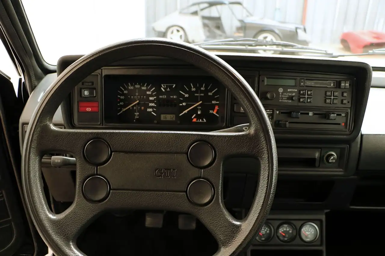 Volkswagen Golf GTI 1600, foto 6