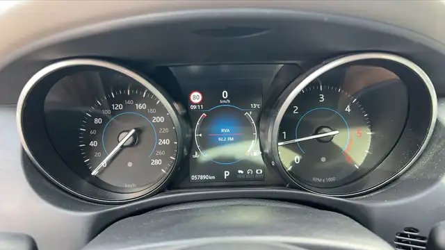 Jaguar XE view 12