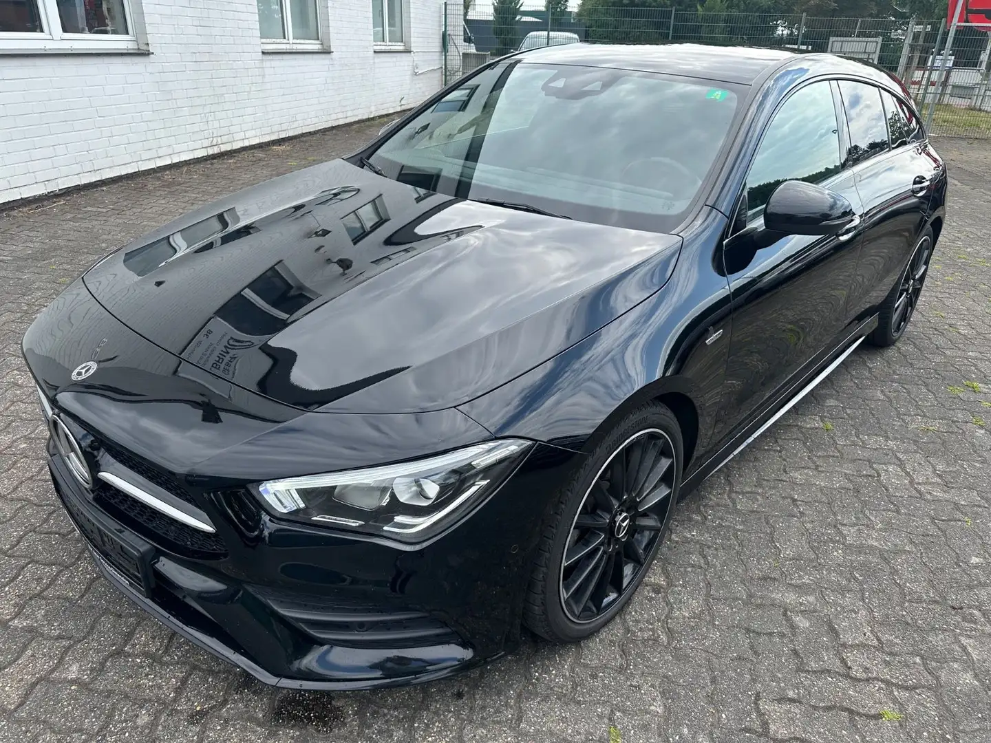 Mercedes-Benz CLA 200 CLA 200 d SB AMG Line Night LED Ambiente Kamera Noir - 1