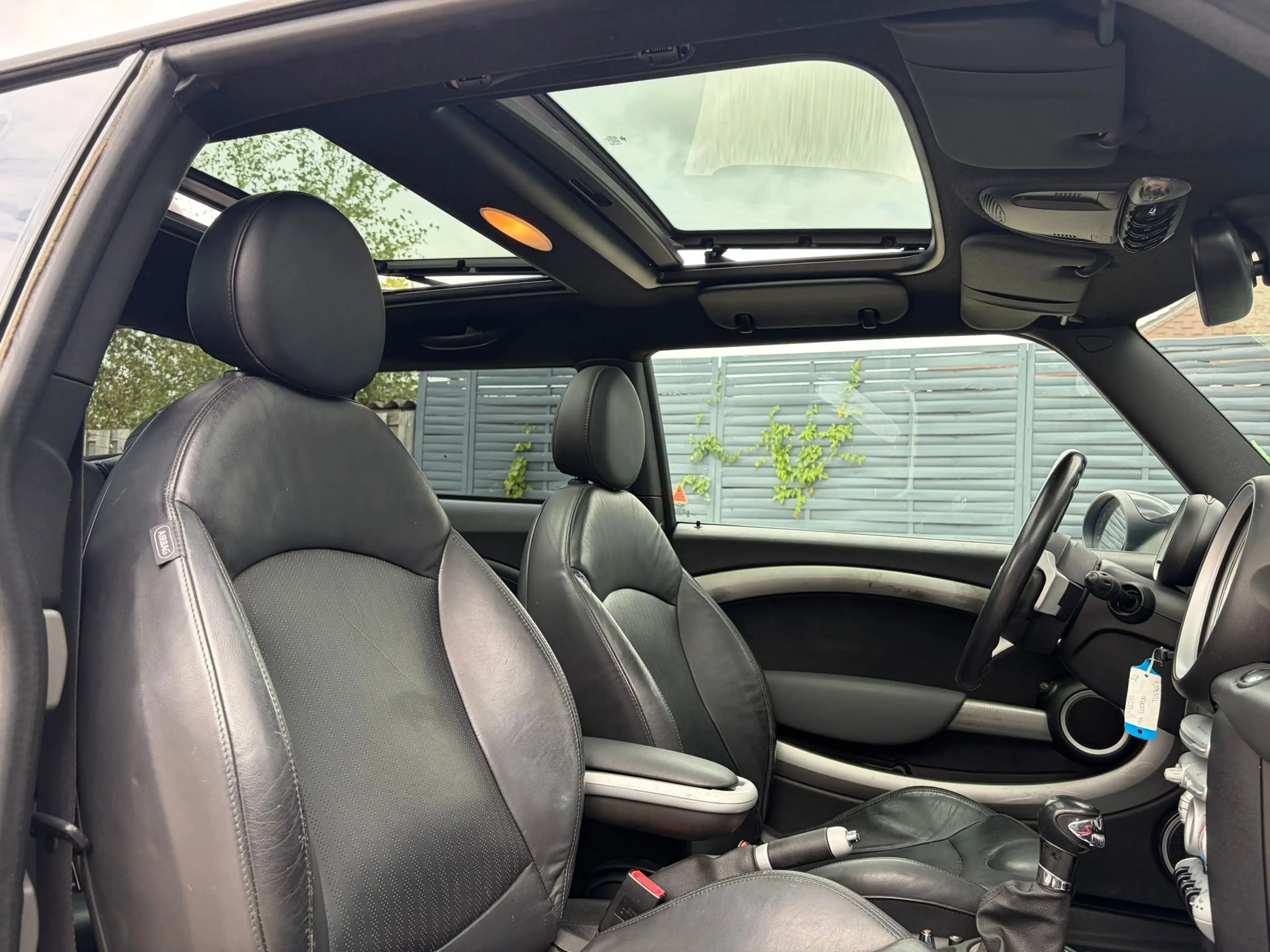 MINI Cooper S Mini 1.6i Cooper S — photo 12