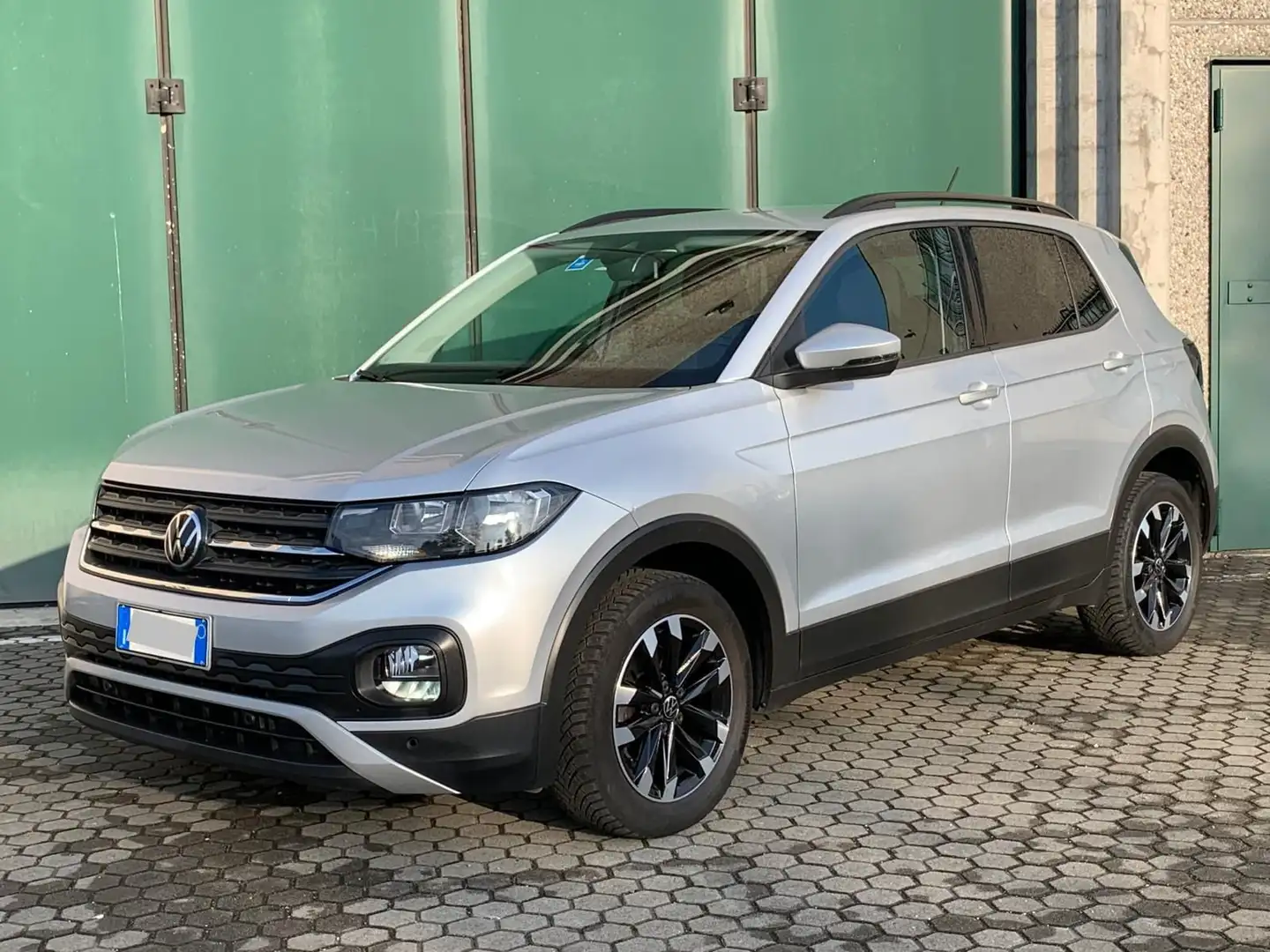 Volkswagen T-Cross 1.0 TSI 110cv DSG - Style - Km: 89.700 Silber - 2