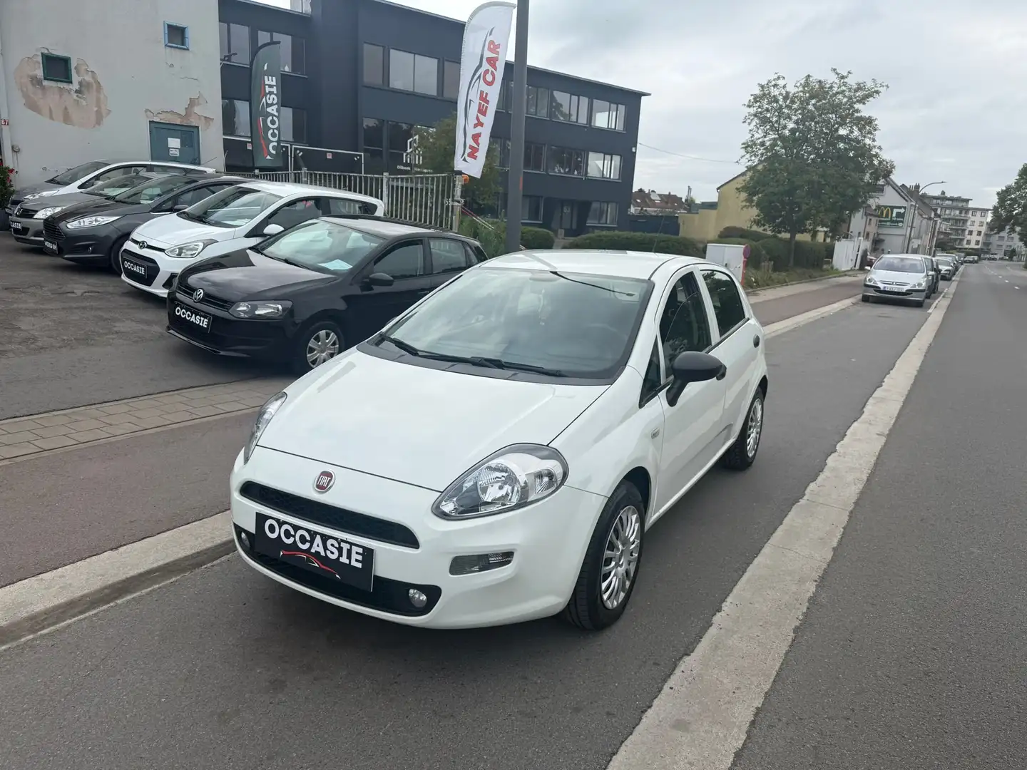 Fiat Punto 1.2i Easy**12M GARANTIE** Bianco - 1