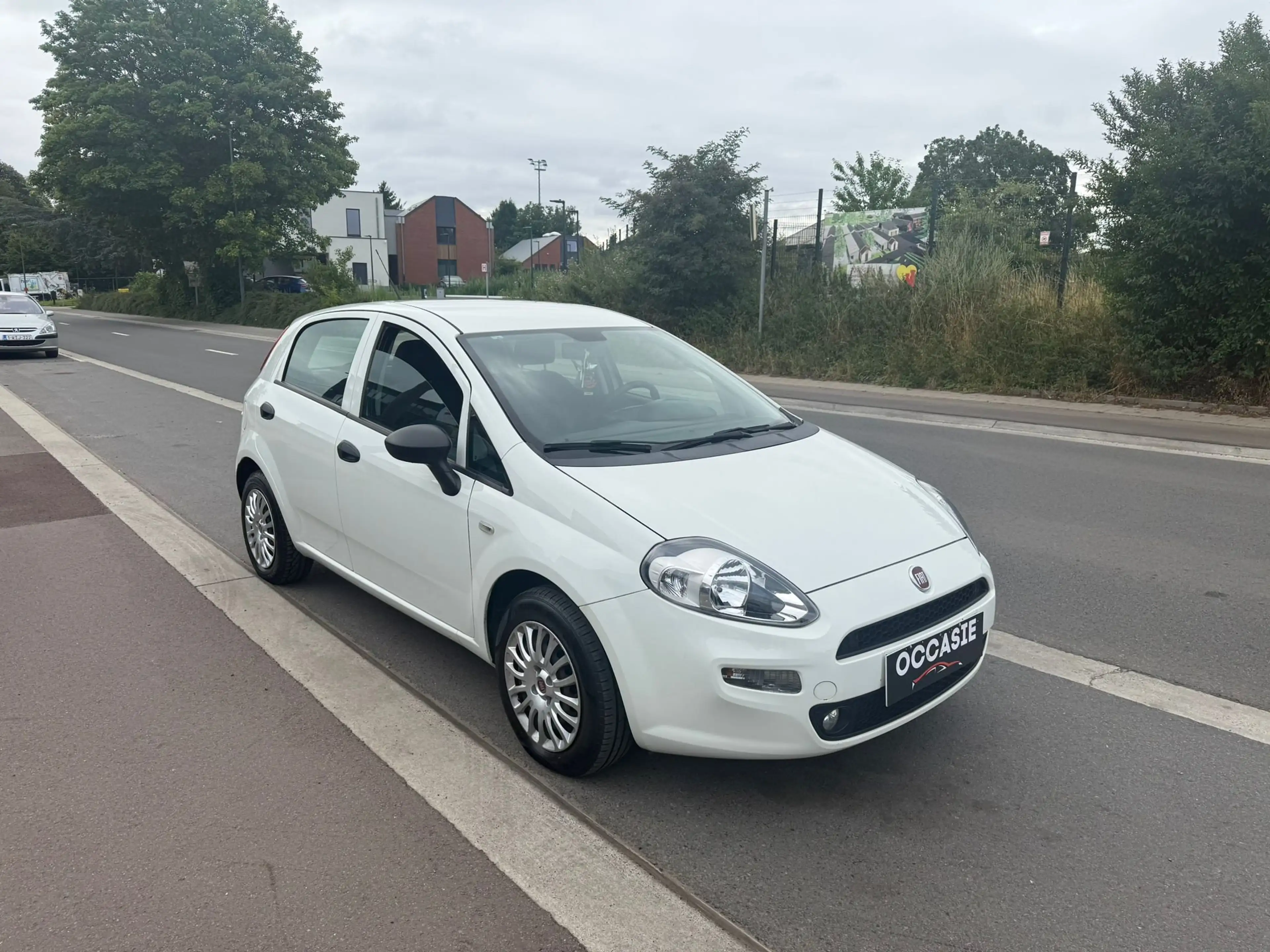Fiat Punto 1.2i Easy**12M GARANTIE** — photo 3