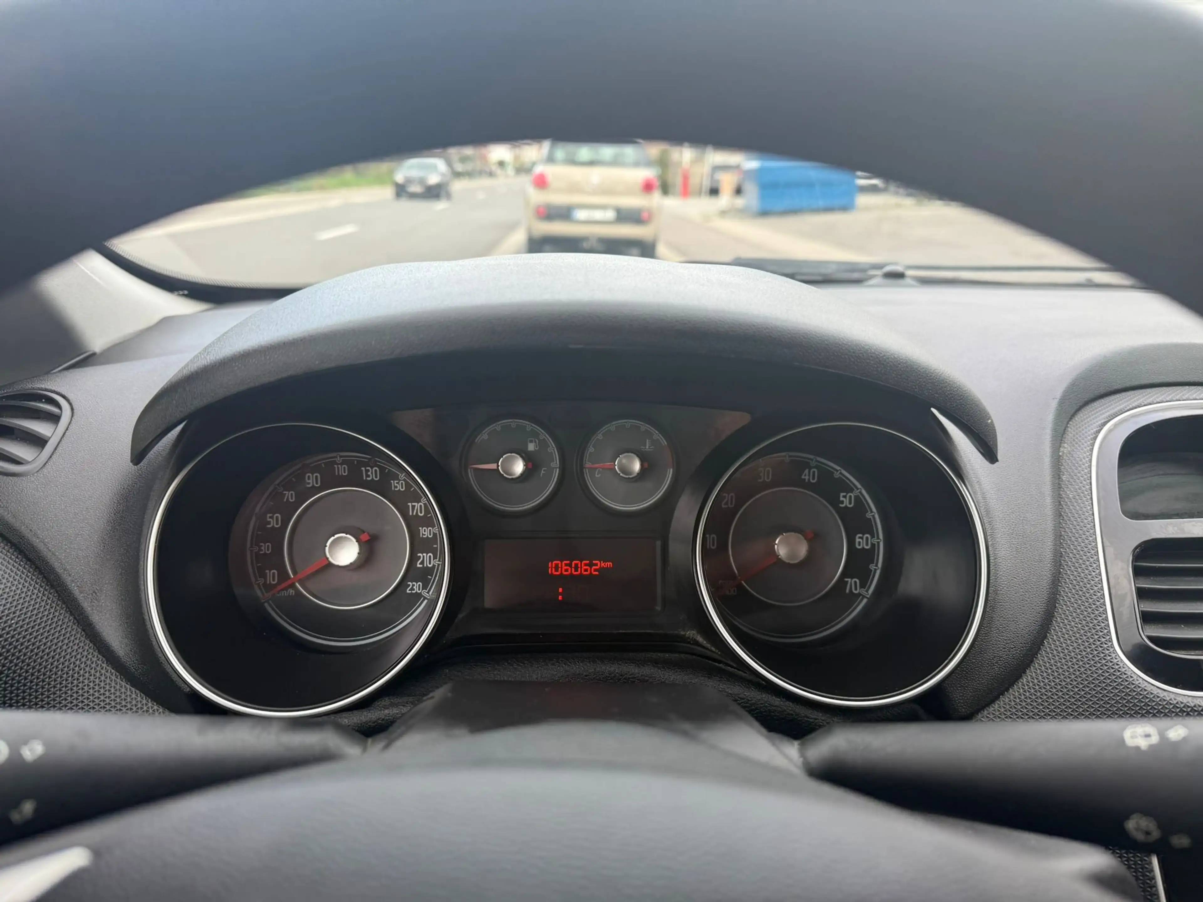 Fiat Punto 1.2i Easy**12M GARANTIE** — photo 12