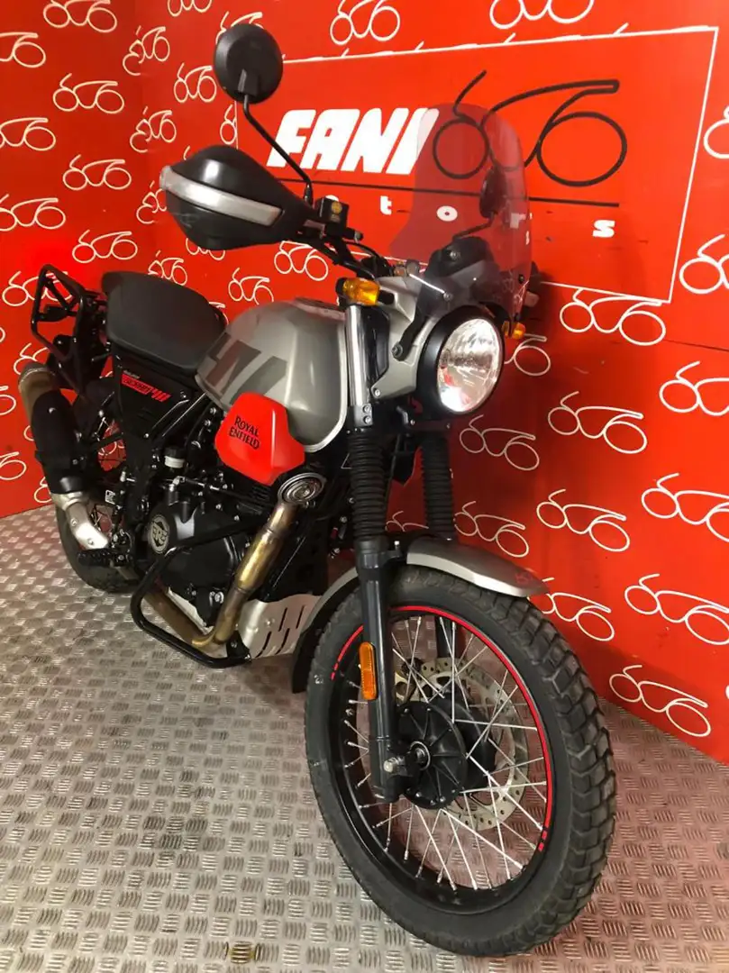 Royal Enfield Scram 411 . Nero - 2