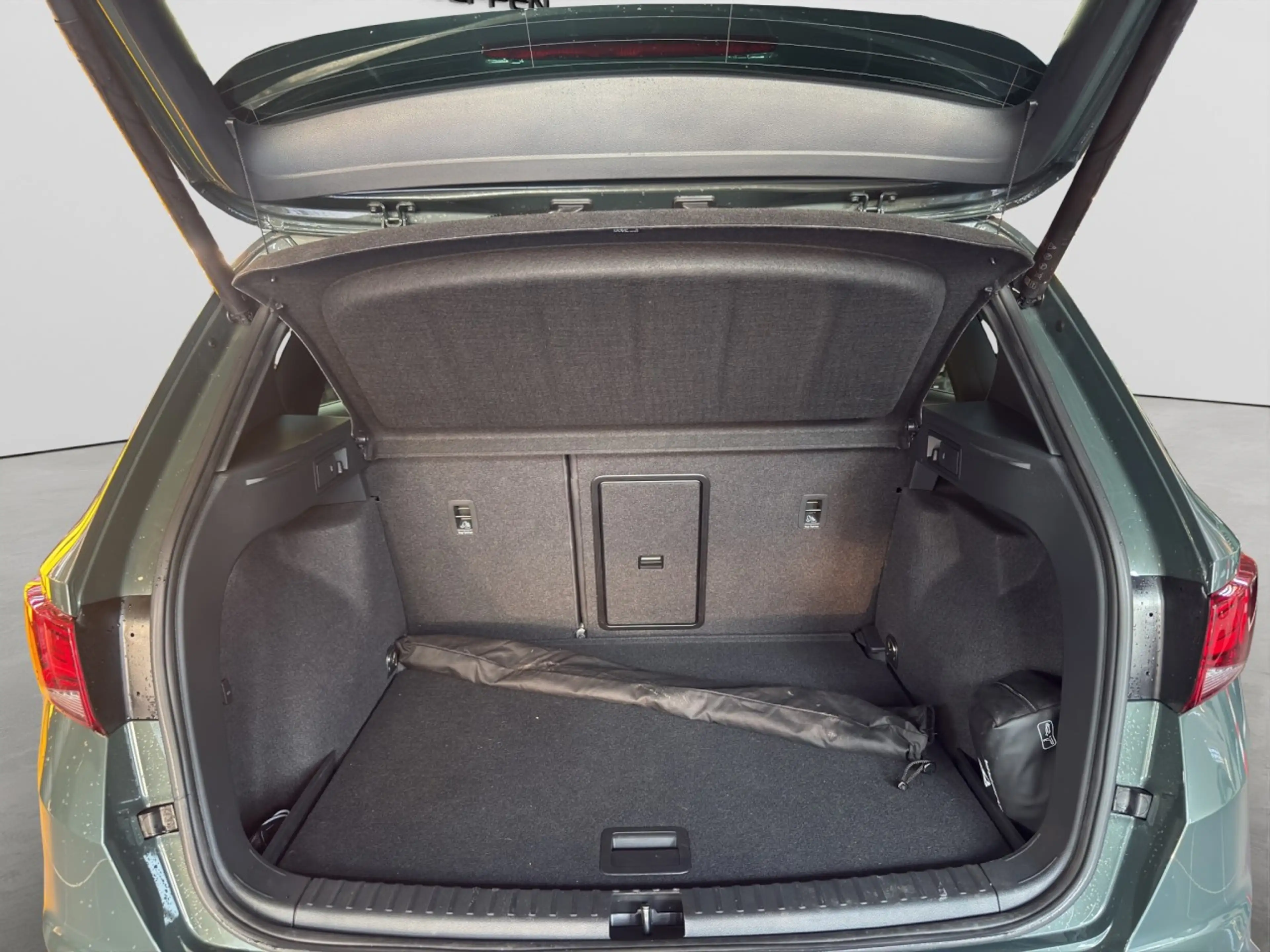 CUPRA Ateca 1.5 TSI AHK, Navi, Kamera, LED Klima Navi — photo 7