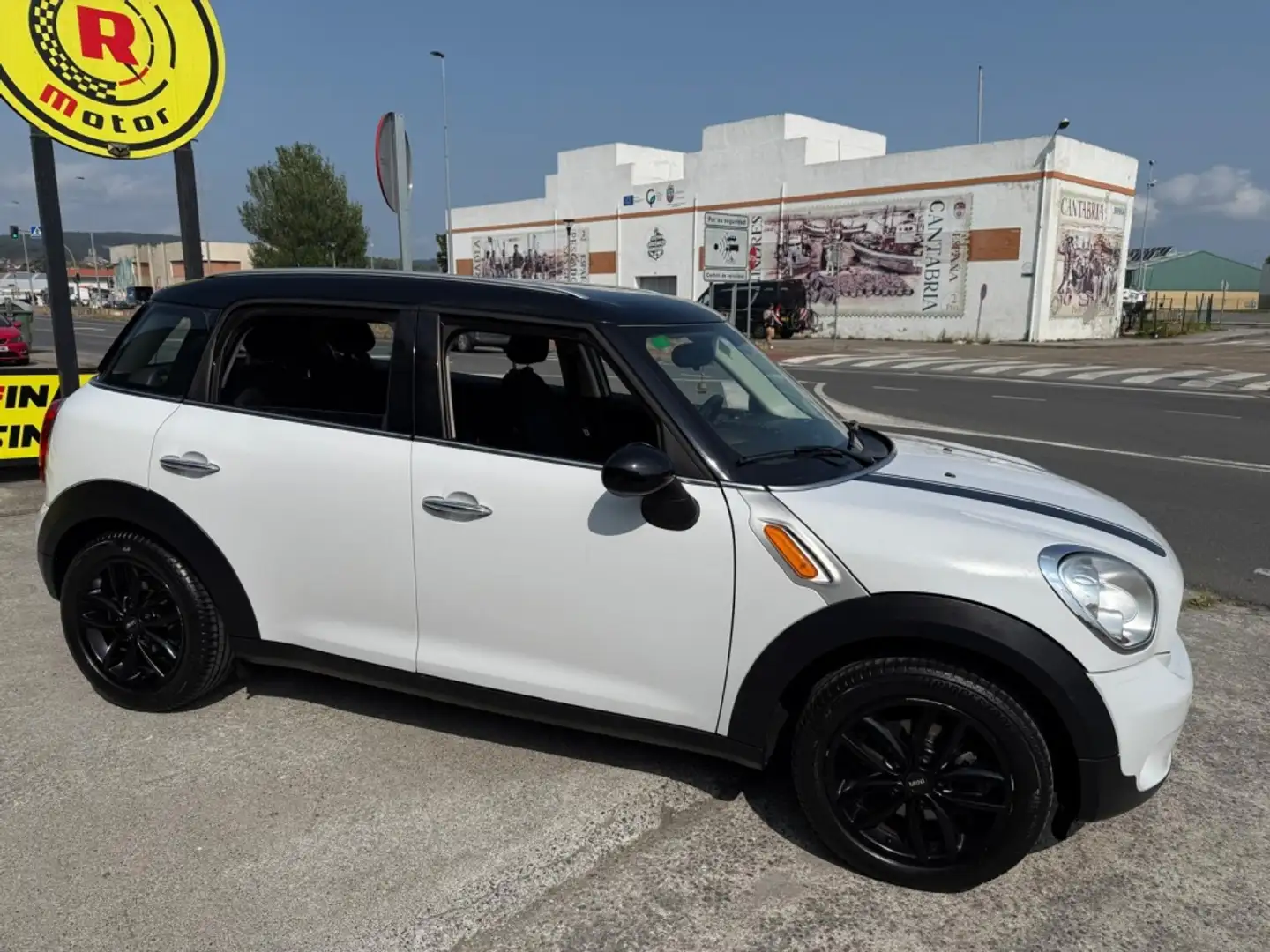 MINI One Countryman D Blanco - 1