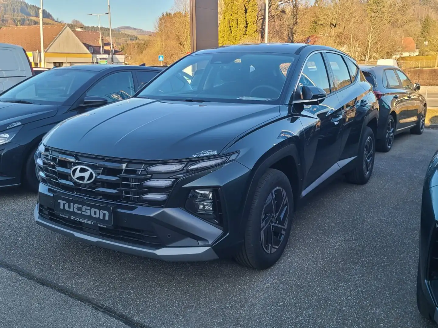 Hyundai TUCSON NX4 Smart Line 1,6 T-GDi 2WD t5bs1 Vert - 2