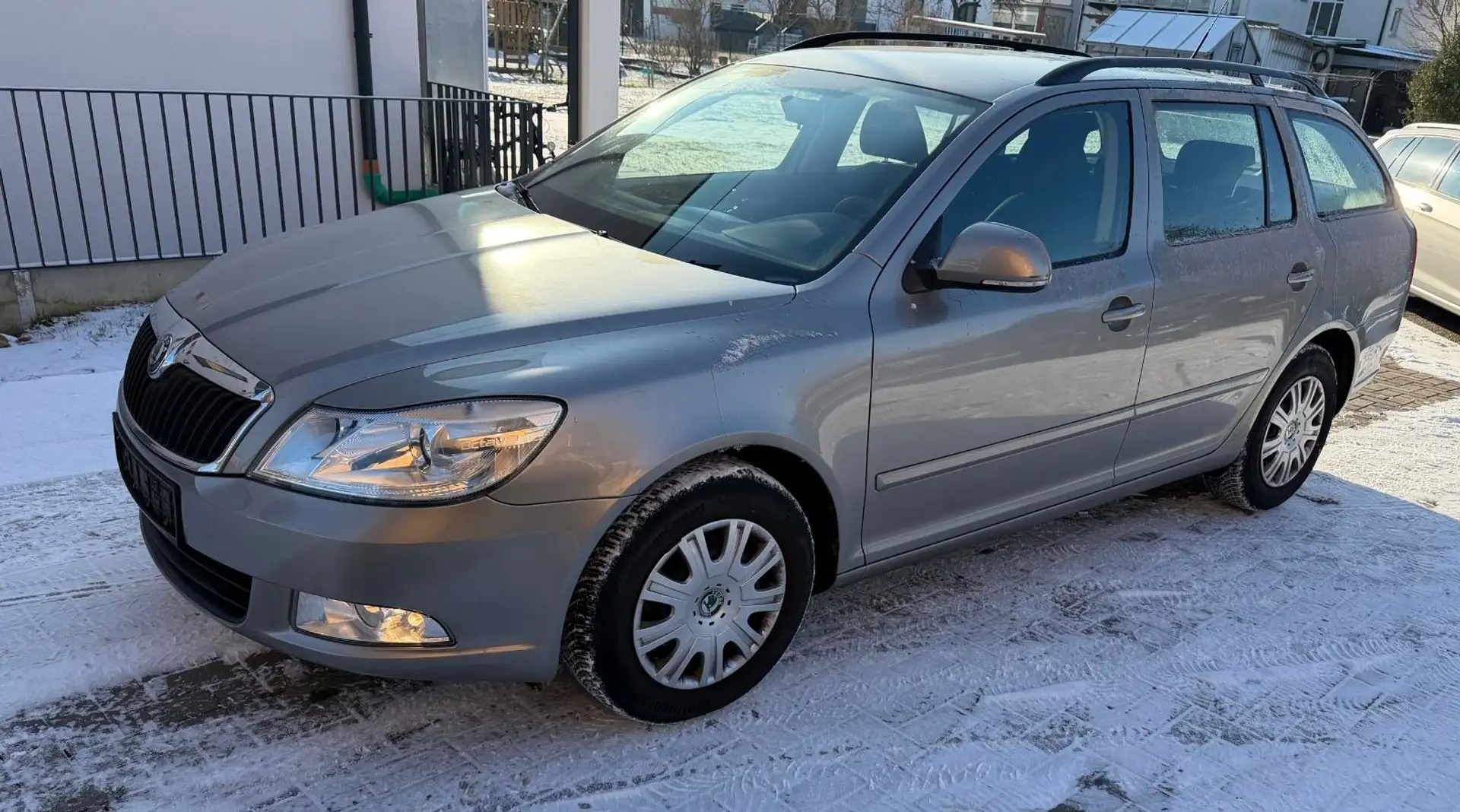 Skoda Octavia Combi Ambiente 1.4 TSI DSG Klima PDC Beige - 2