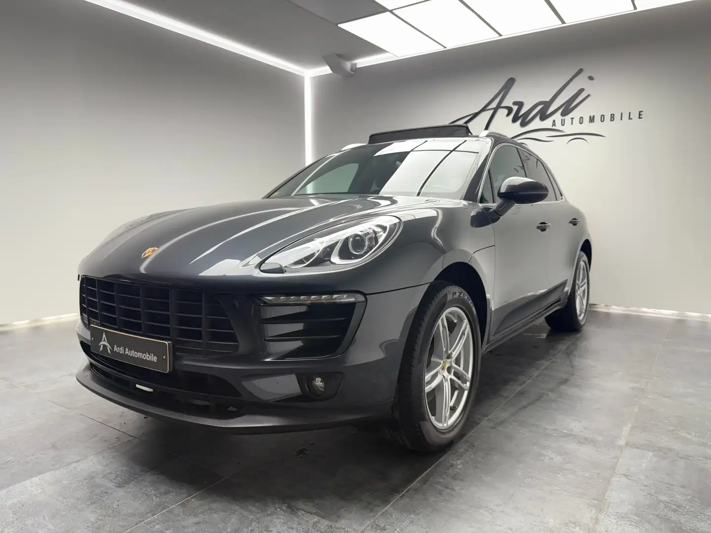 Porsche Macan S 3.0 V6 Bi-Turbo PDK*TOIT OUV*1ER PROP*GARANTIE* Gris - 1