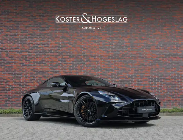 Aston Martin Vantage 4.0 V8 | Onyx Black