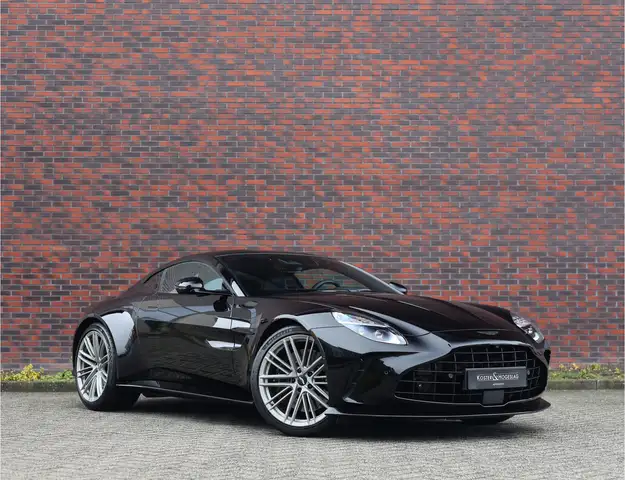 Aston Martin Vantage 4.0 V8 | Onyx Black