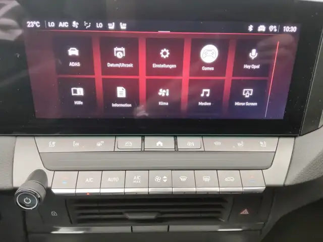 Opel Astra view 19