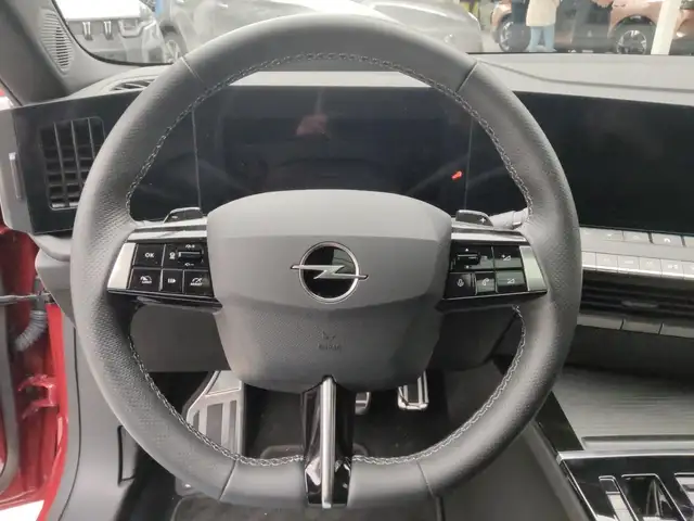 Opel Astra view 14