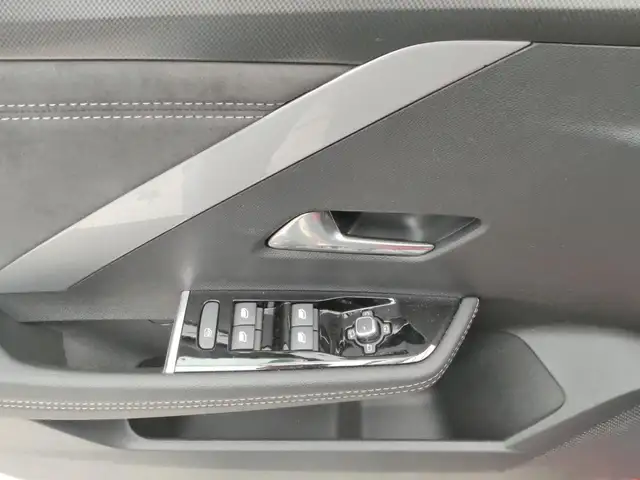 Opel Astra view 10