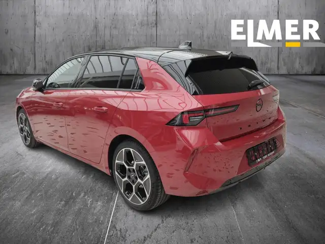 Opel Astra view 5
