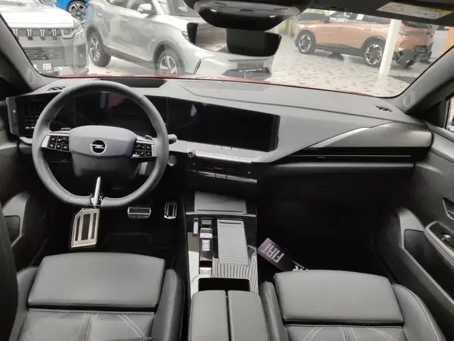 Opel Astra view 25