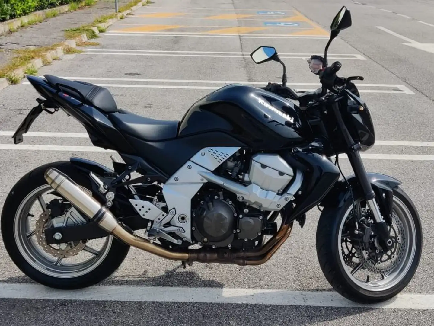 Kawasaki Z 750 Černá - 1