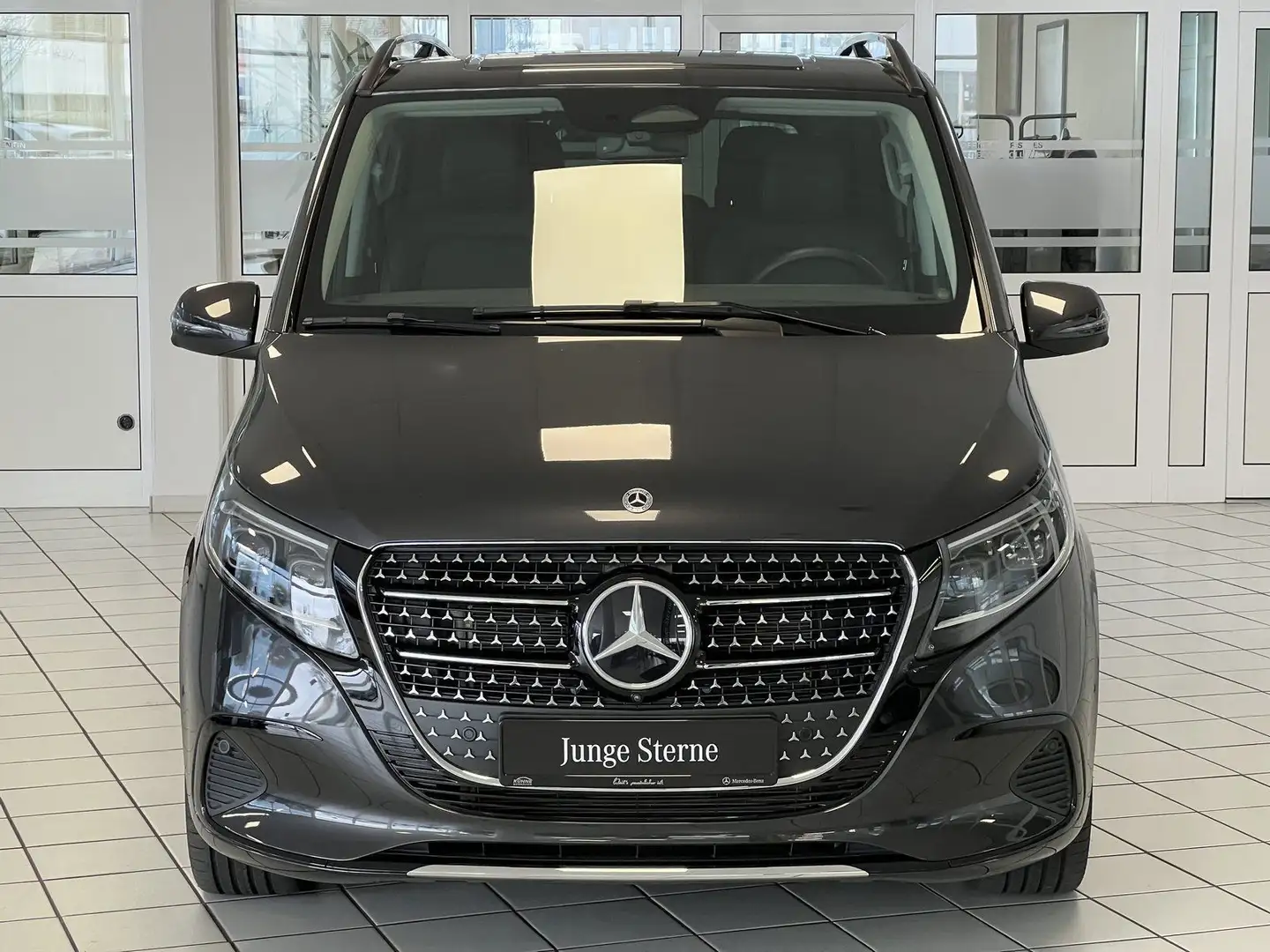 Mercedes-Benz V 250 V250d Avantgarde lang Standh Distr AHK 360° Grau - 2