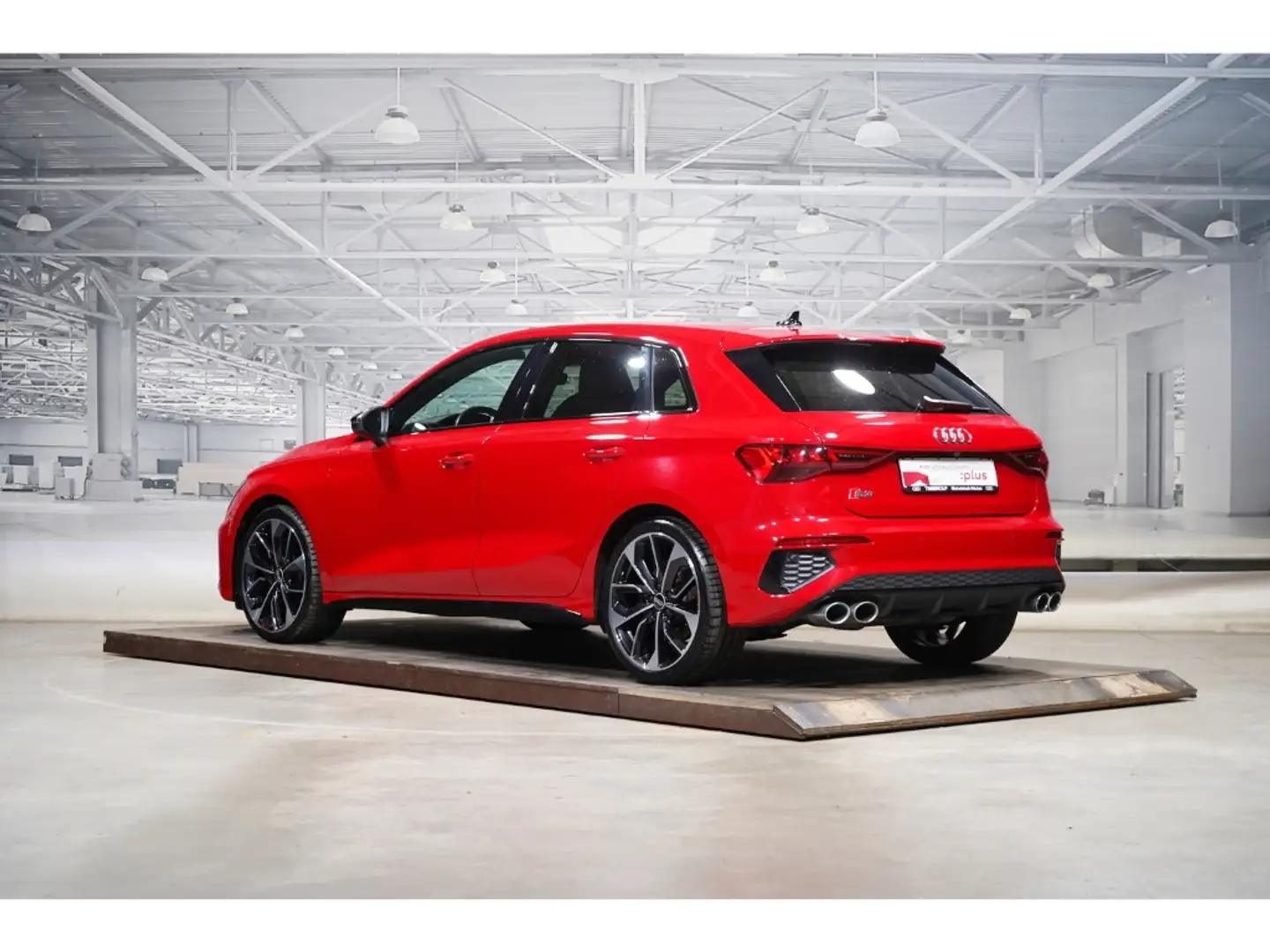 Audi S3 Sportback TFSI quattro Pano ACC Kamera 19 Zoll Rot - 2