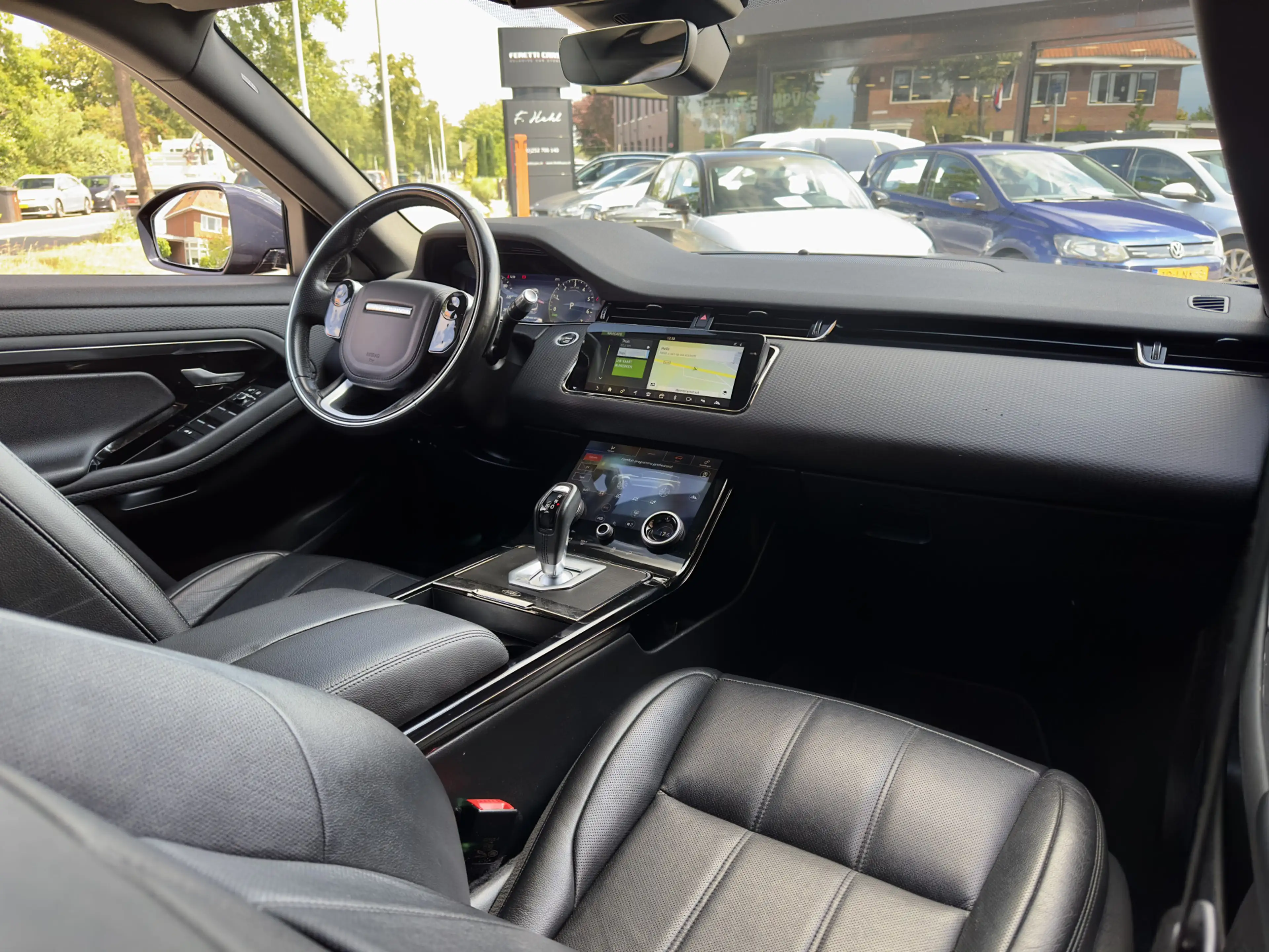 Land Rover Range Rover Evoque 1.5 P300e ACTIE! BETAAL NU 50% 14950 DE REST IN 2J — photo 2