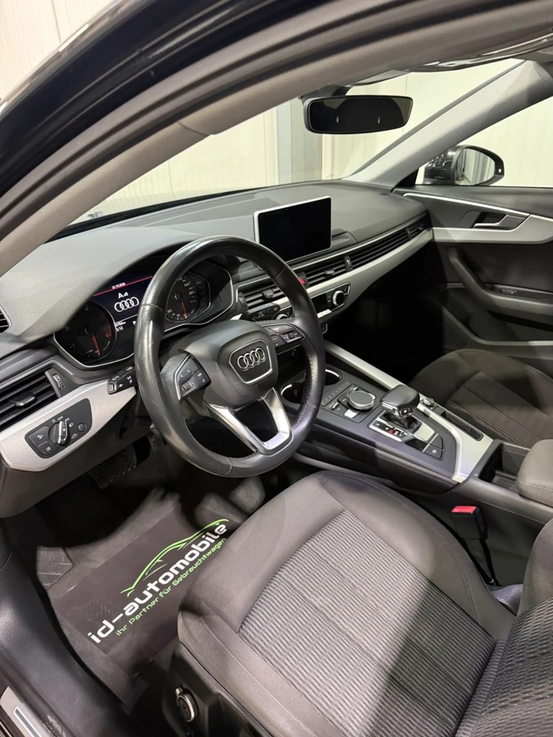 Audi A4 Avant 35 TDI S-Line design, Standhzg, Massage — photo 7