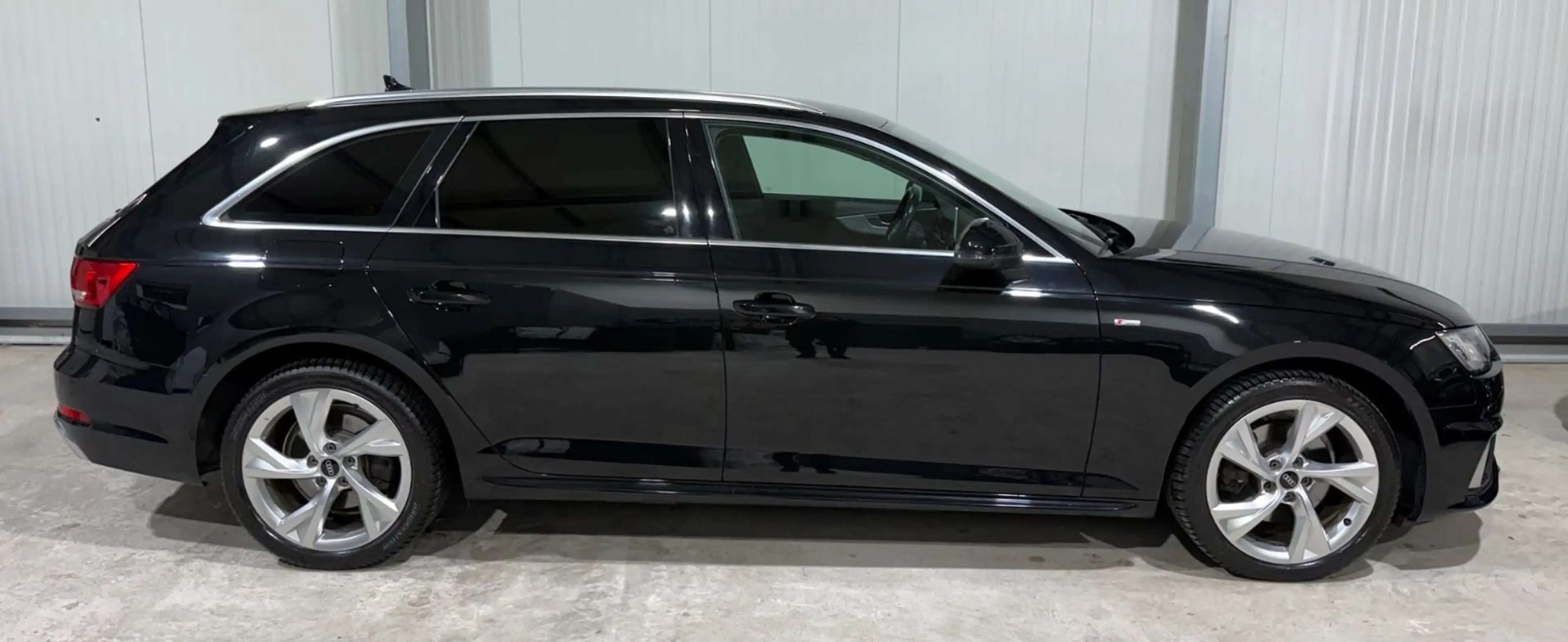 Audi A4 Avant 35 TDI S-Line design, Standhzg, Massage — photo 3
