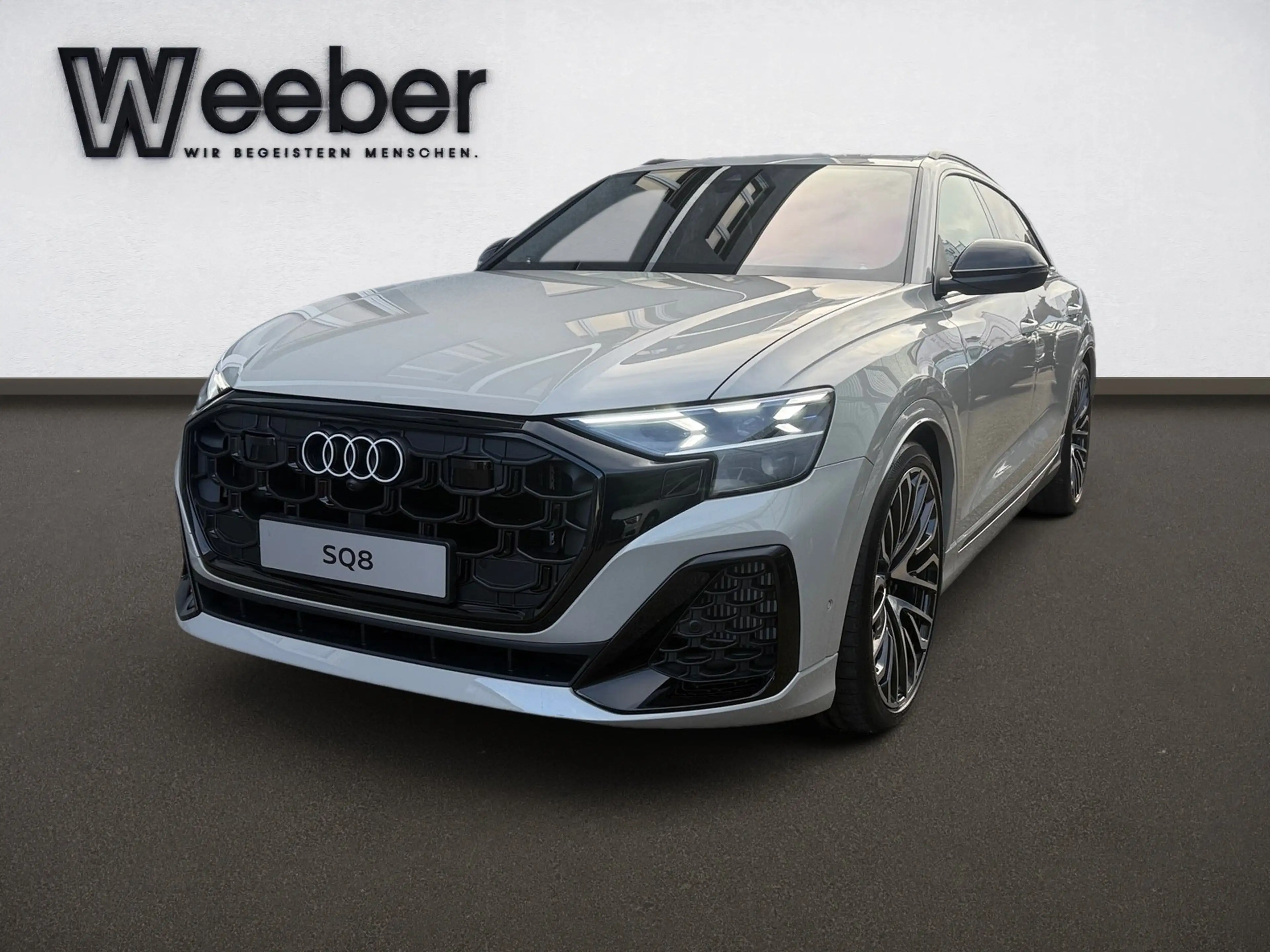 Audi SQ8 SUV TFSI Tiptronic HeadUp AHK Laser Pano Softcl Fa — photo 2